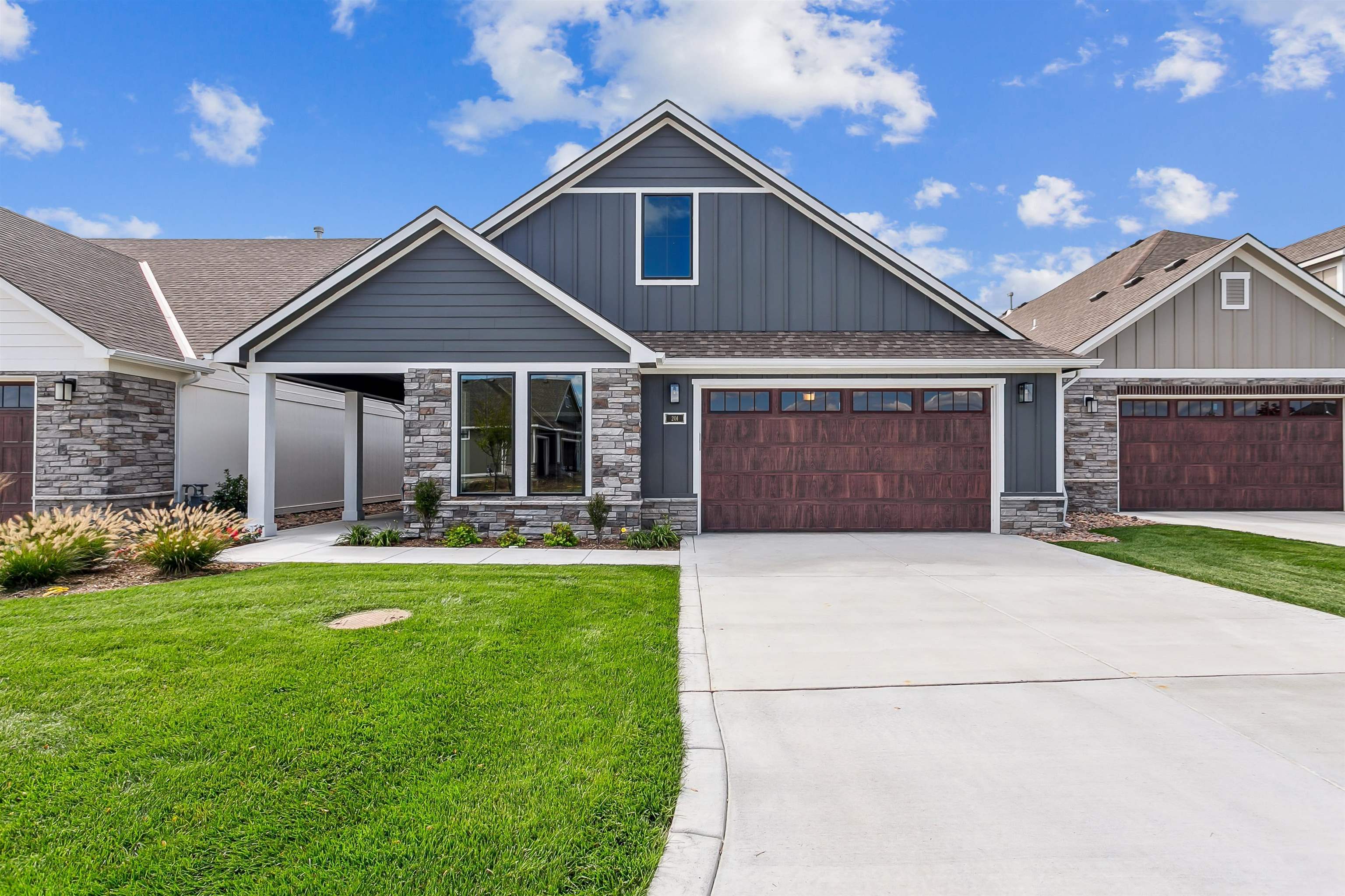 201 S Heritage Andover KS 67002