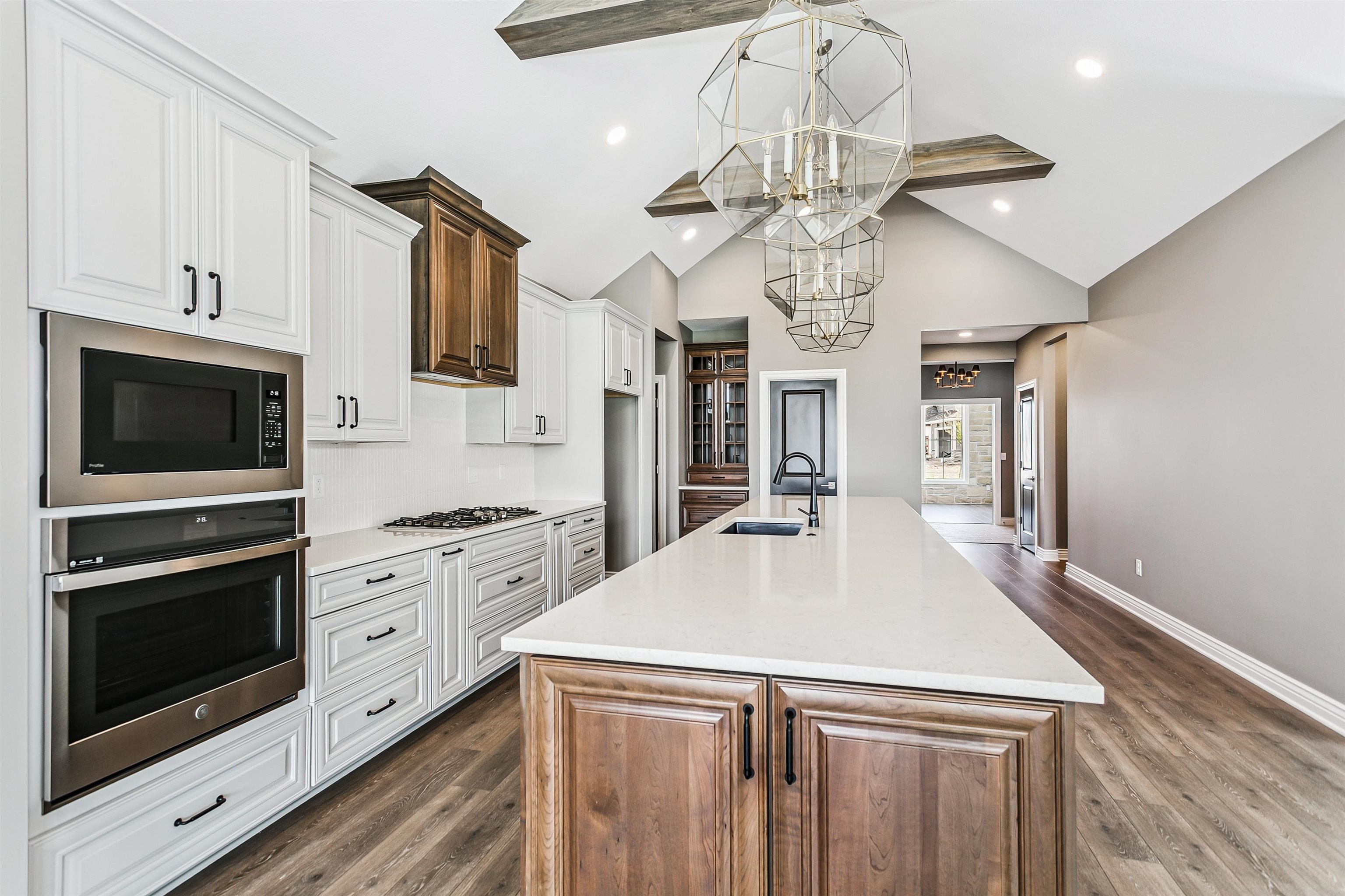 201 S Heritage Andover KS 67002