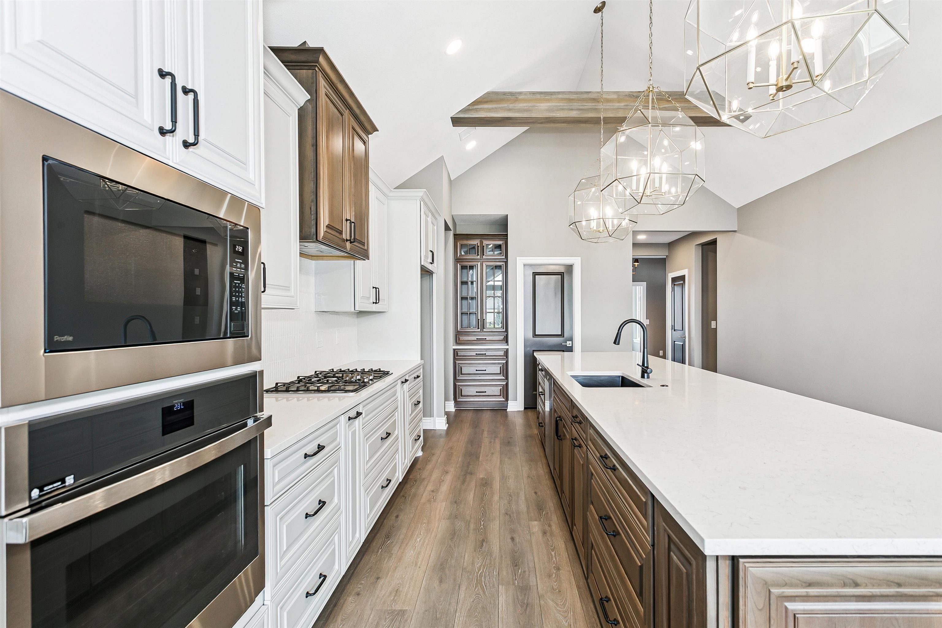 201 S Heritage Andover KS 67002