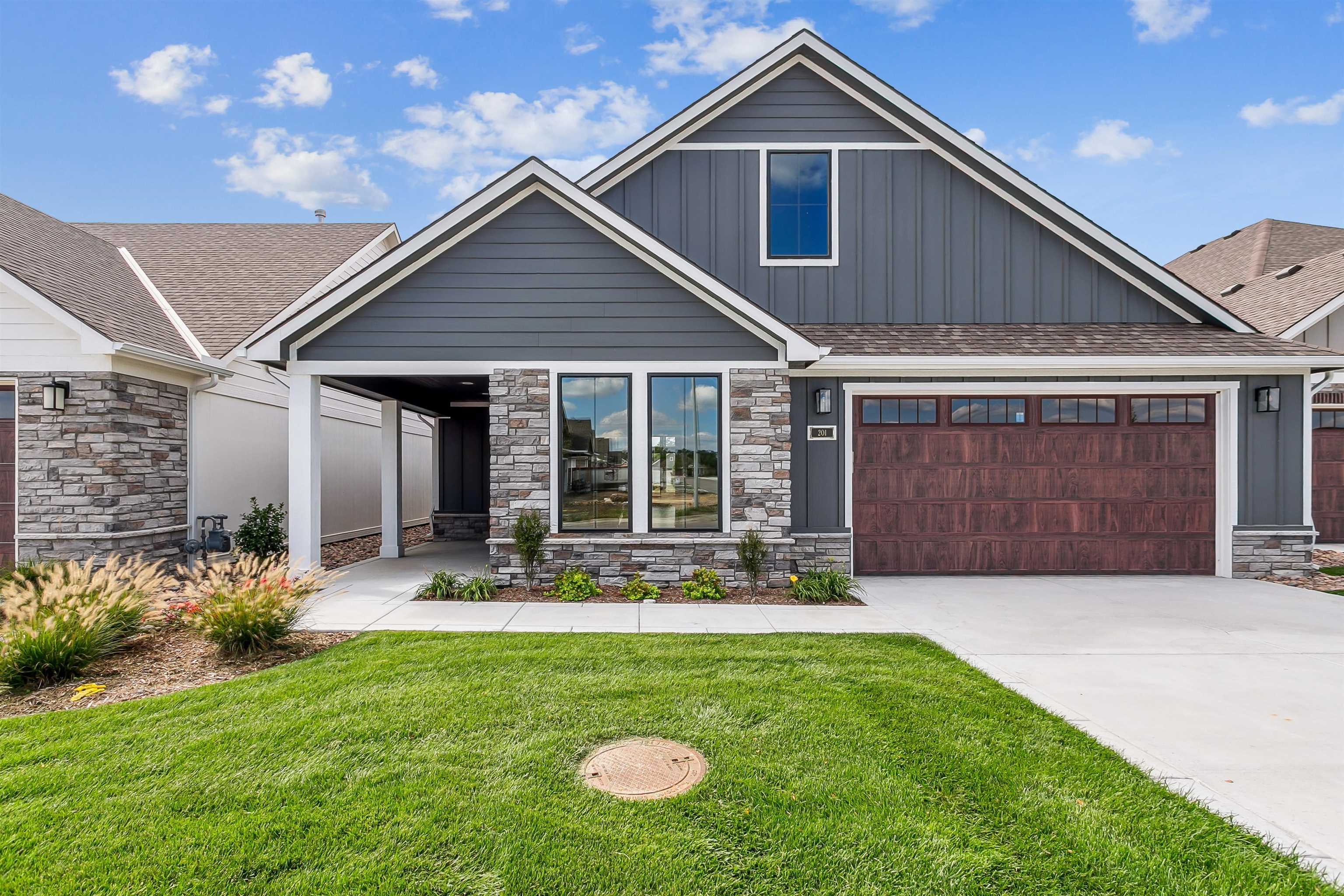 201 S Heritage Andover KS 67002