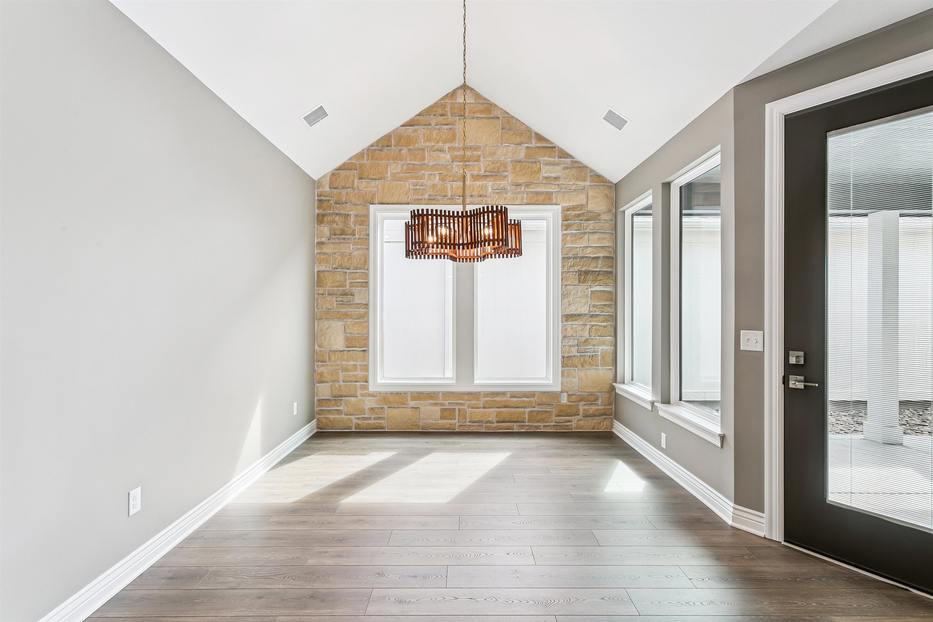 201 S Heritage Andover KS 67002