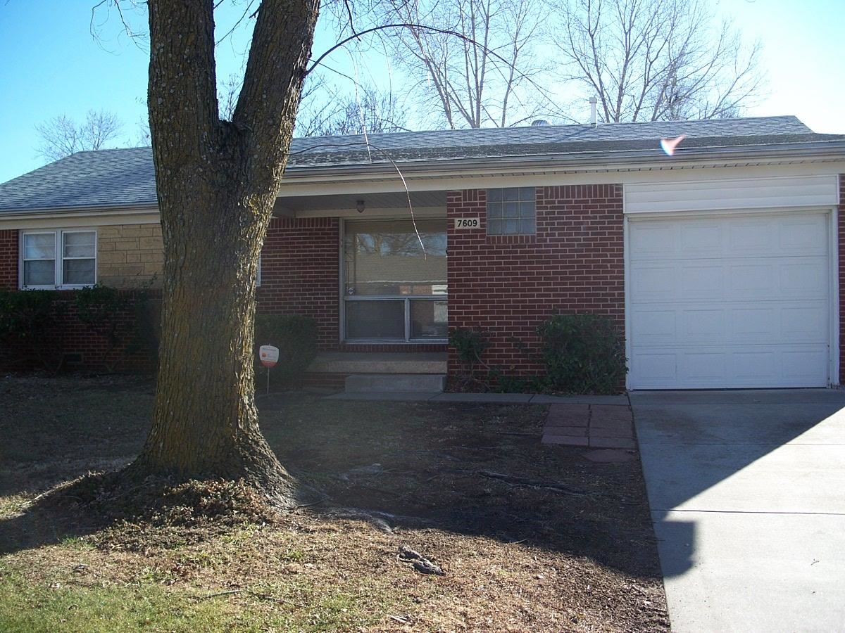 7609 E Indianapolis Wichita KS 67207