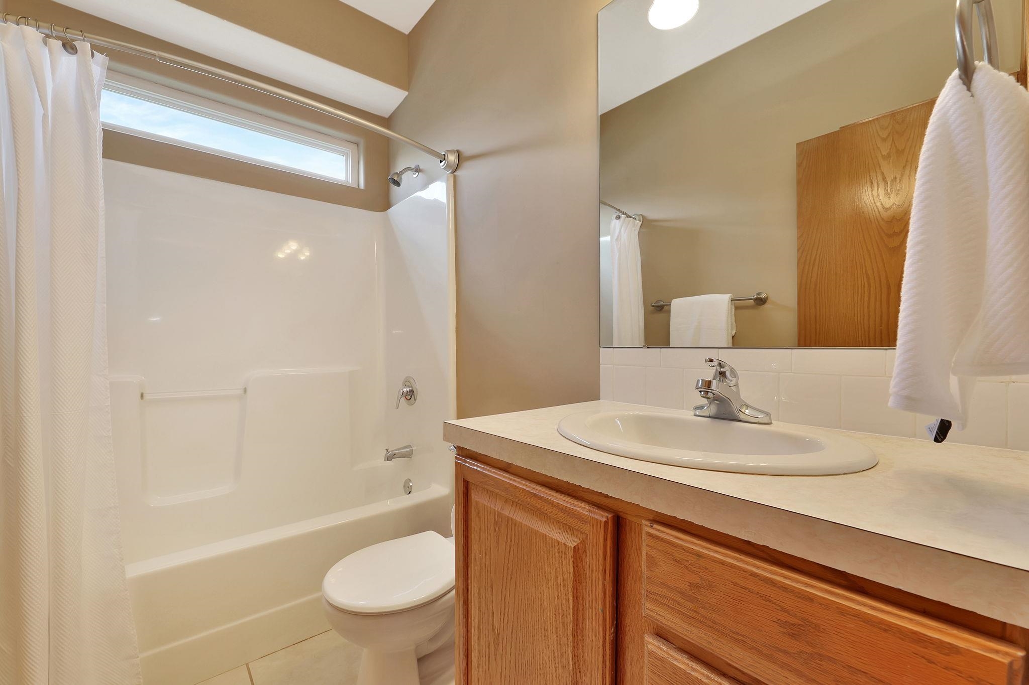 2901 N Rough Creek Derby KS 67037