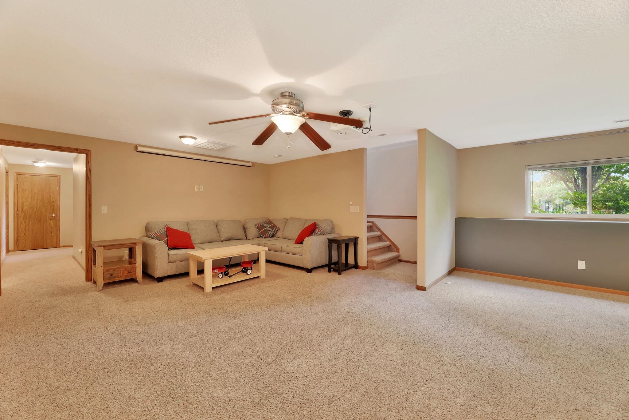 2901 N Rough Creek Derby KS 67037