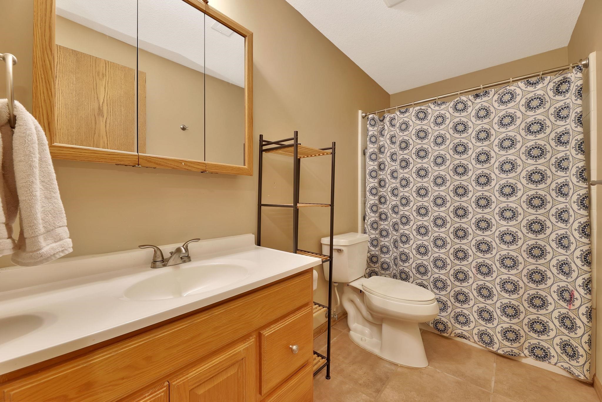 2901 N Rough Creek Derby KS 67037