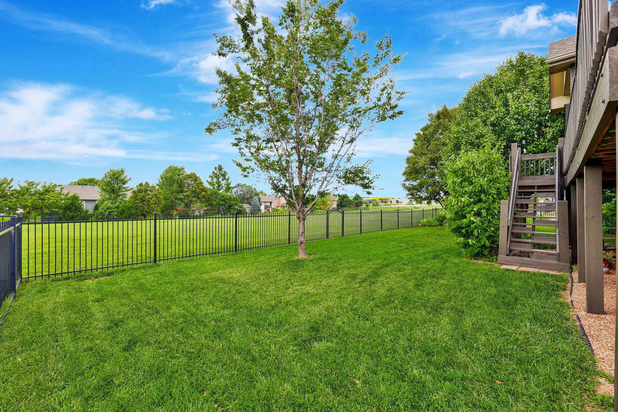 2901 N Rough Creek Derby KS 67037