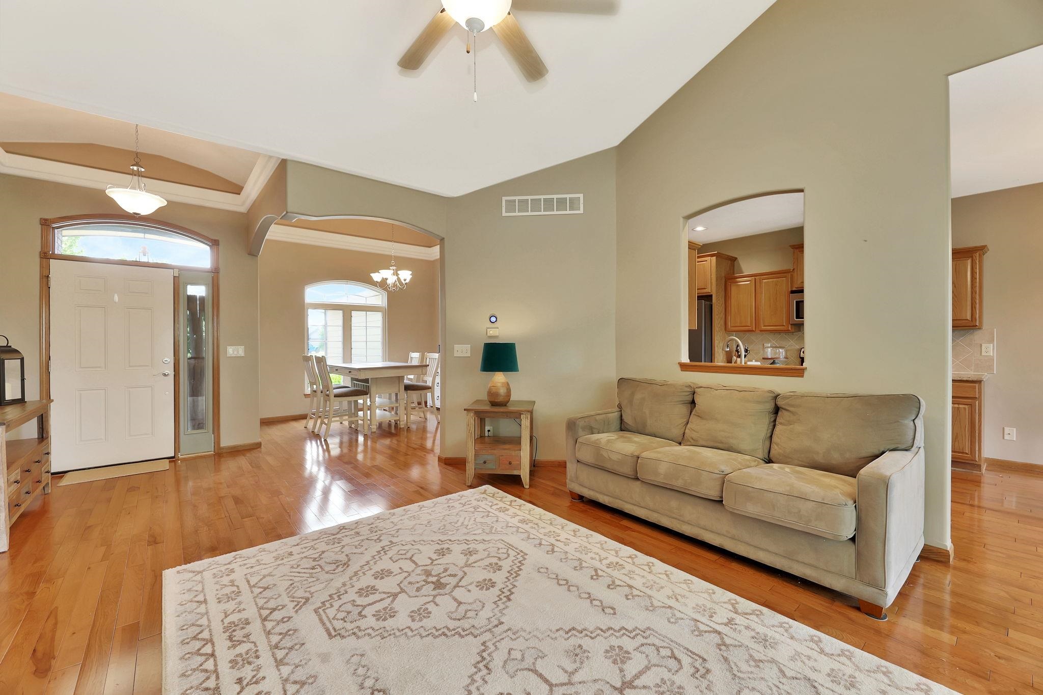 2901 N Rough Creek Derby KS 67037