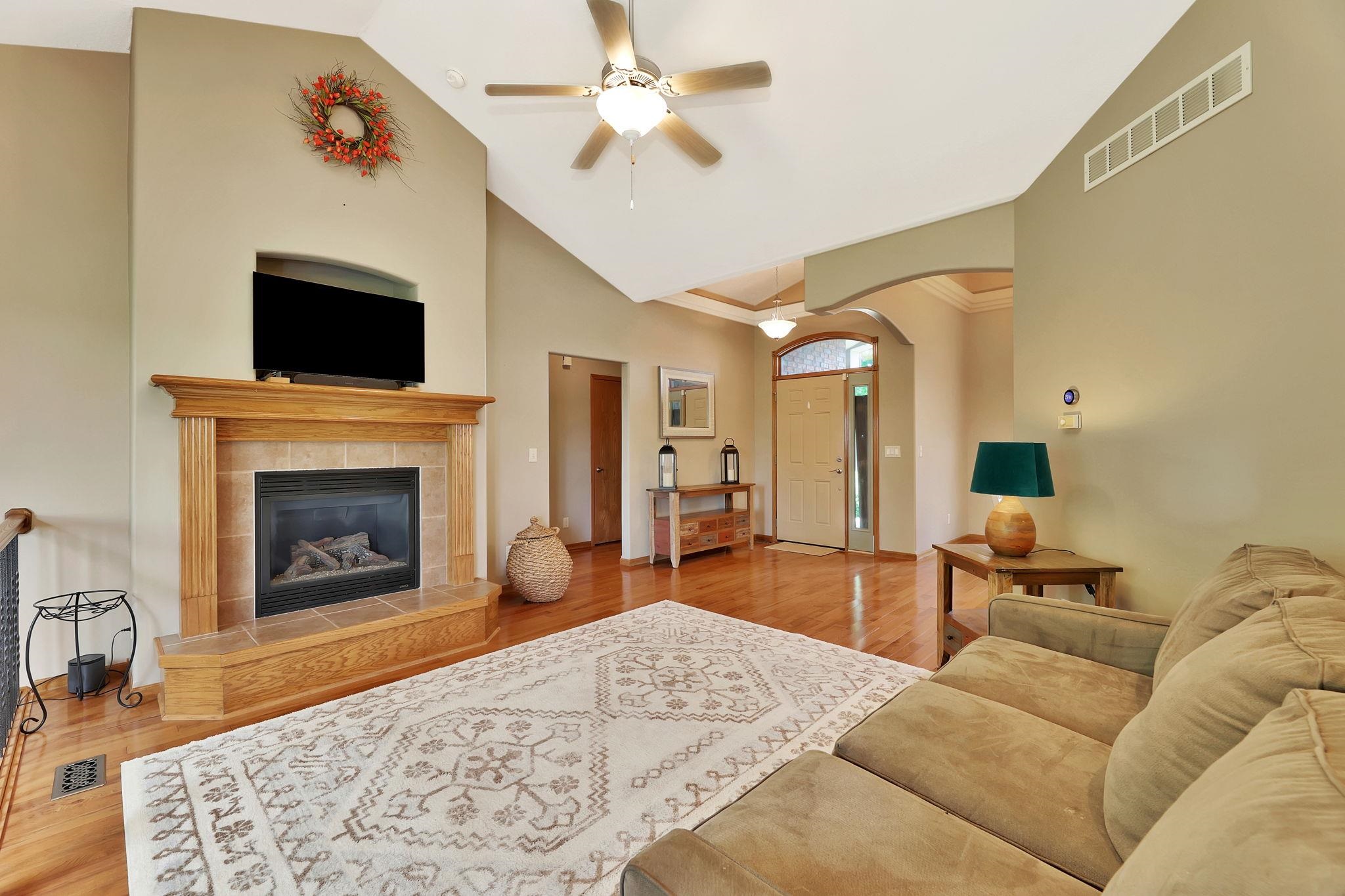 2901 N Rough Creek Derby KS 67037