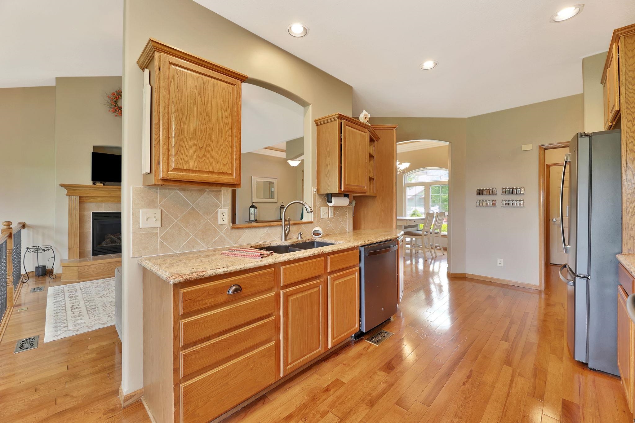 2901 N Rough Creek Derby KS 67037