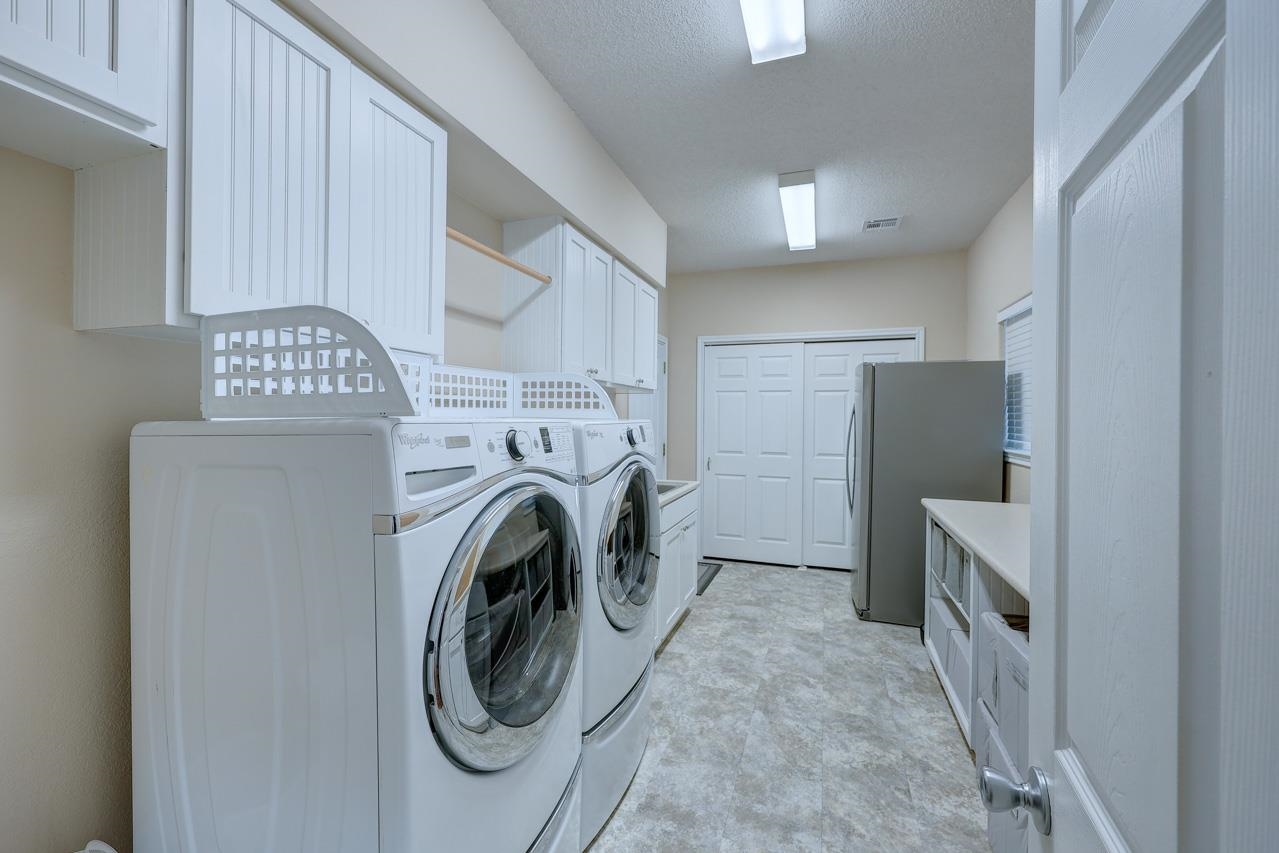 1923 Eastridge Drive Arkansas City KS 67005