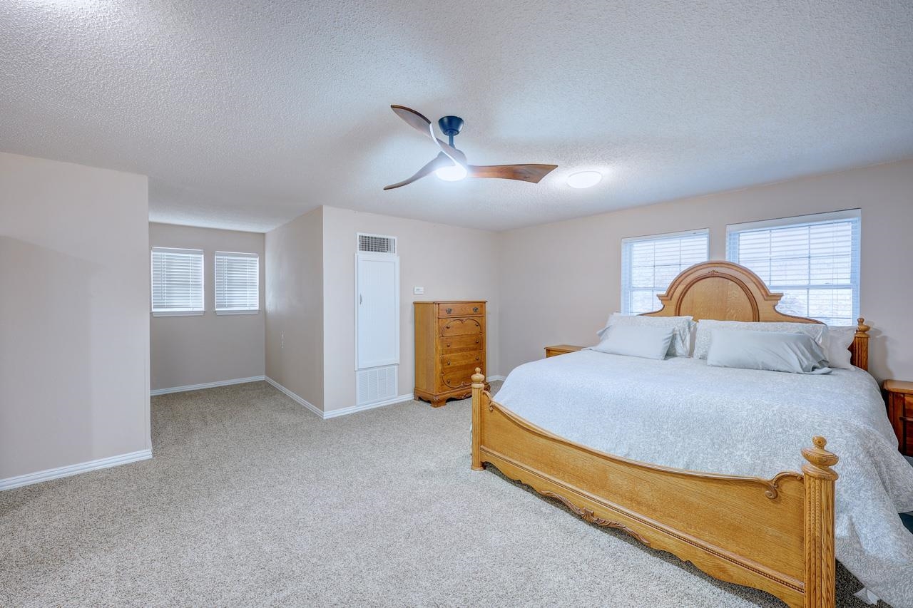 1923 Eastridge Drive Arkansas City KS 67005