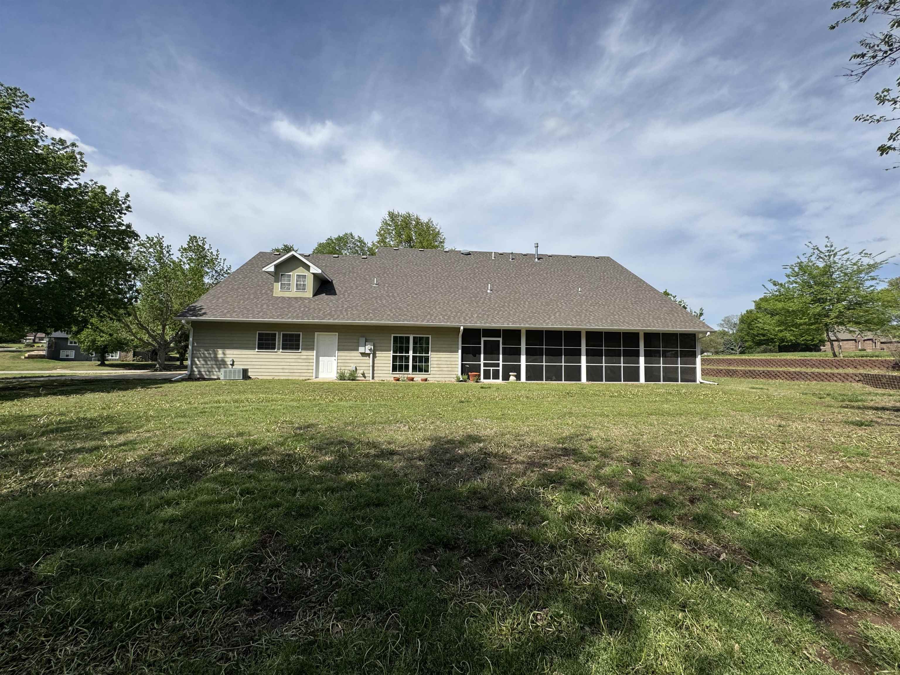 1923 Eastridge Drive Arkansas City KS 67005