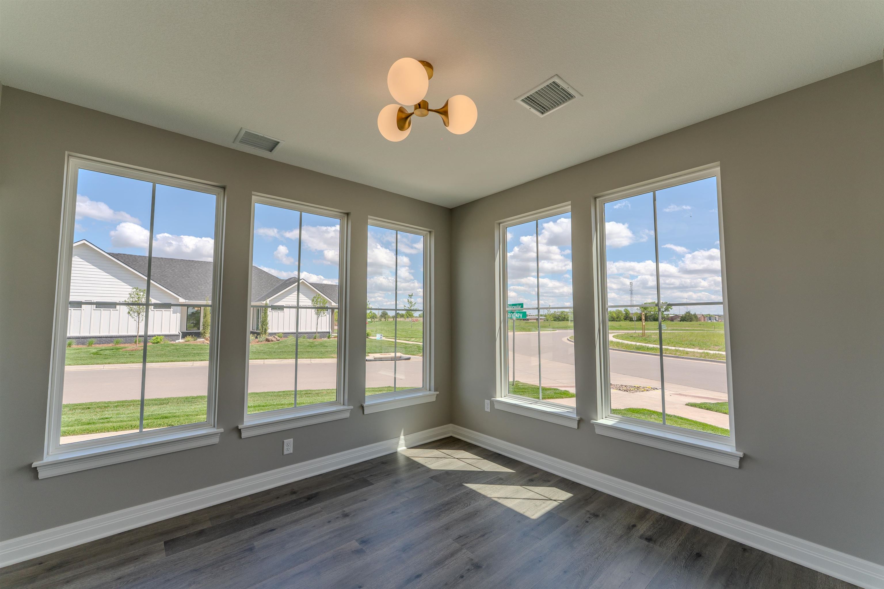 2718 W Shearwater Street Wichita KS 67204