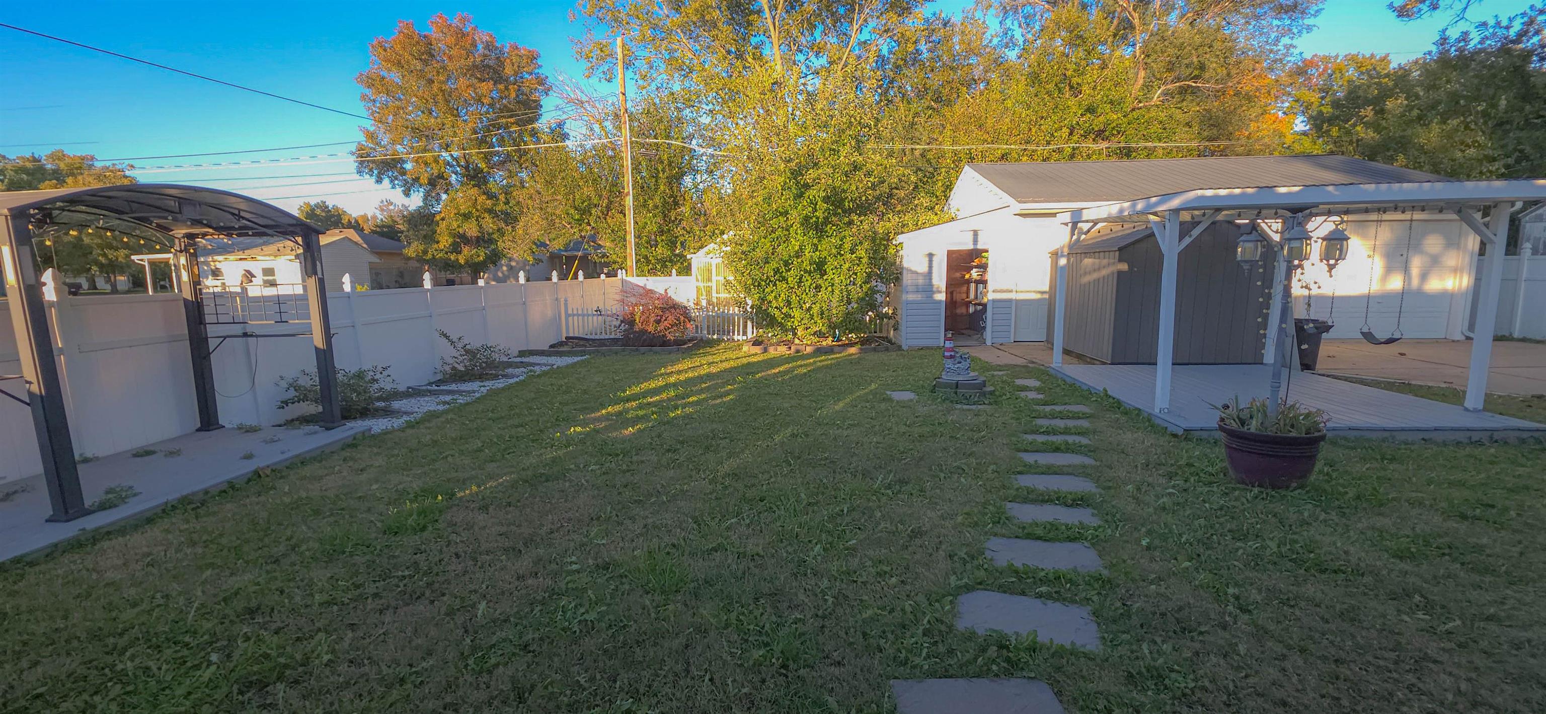 1424 Norwood Avenue El Dorado KS 67042