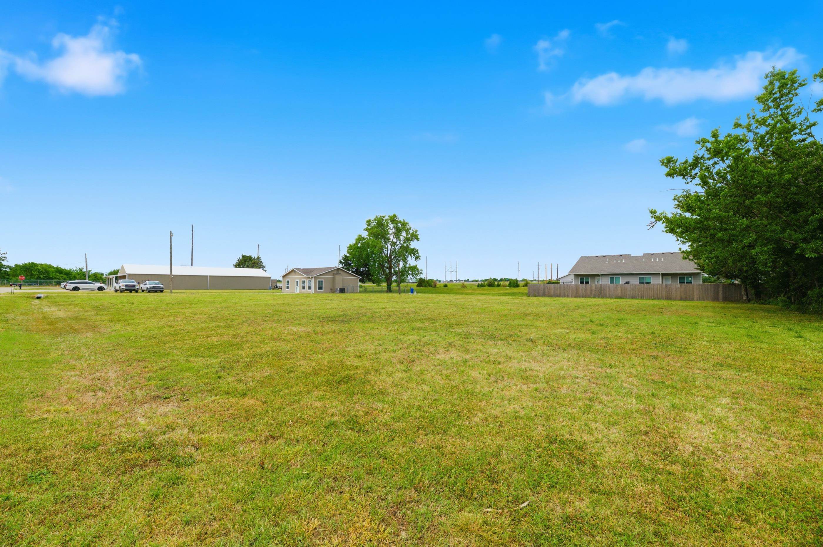 3933 S Baehr Wichita KS 67215