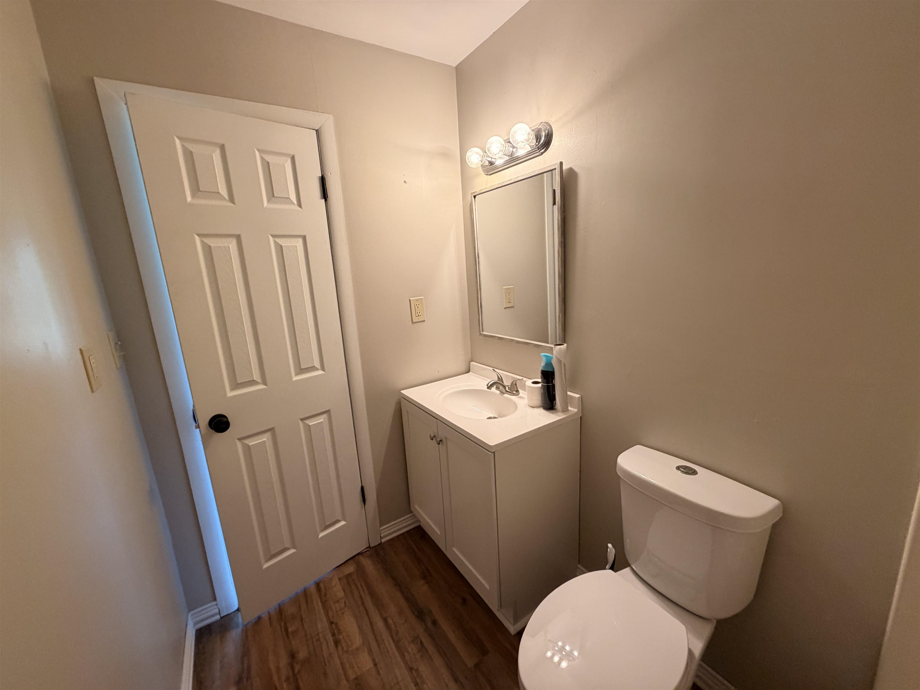 806 N 10th Arkansas City KS 67005