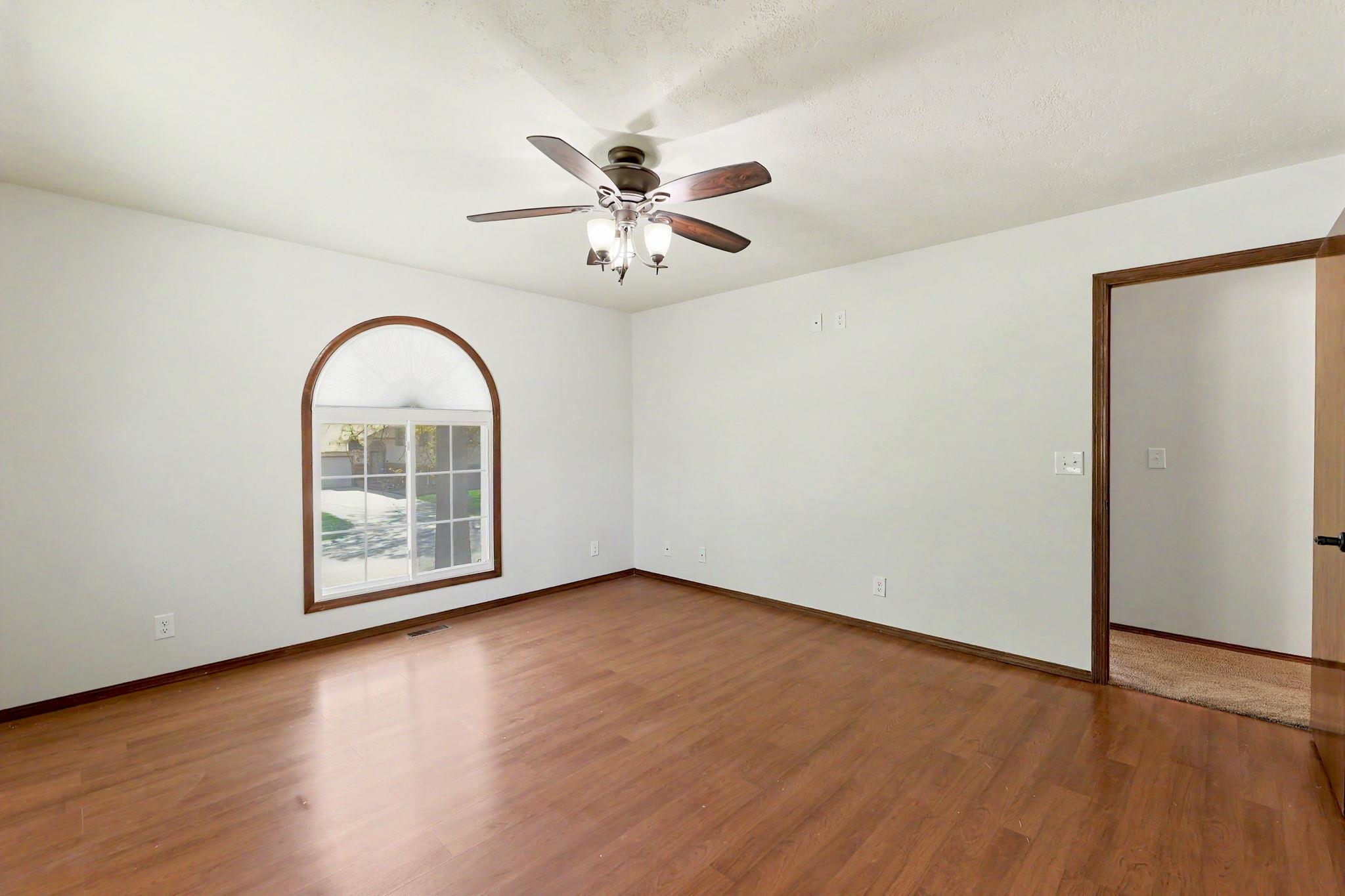 2307 N Forest Park Derby KS 67037