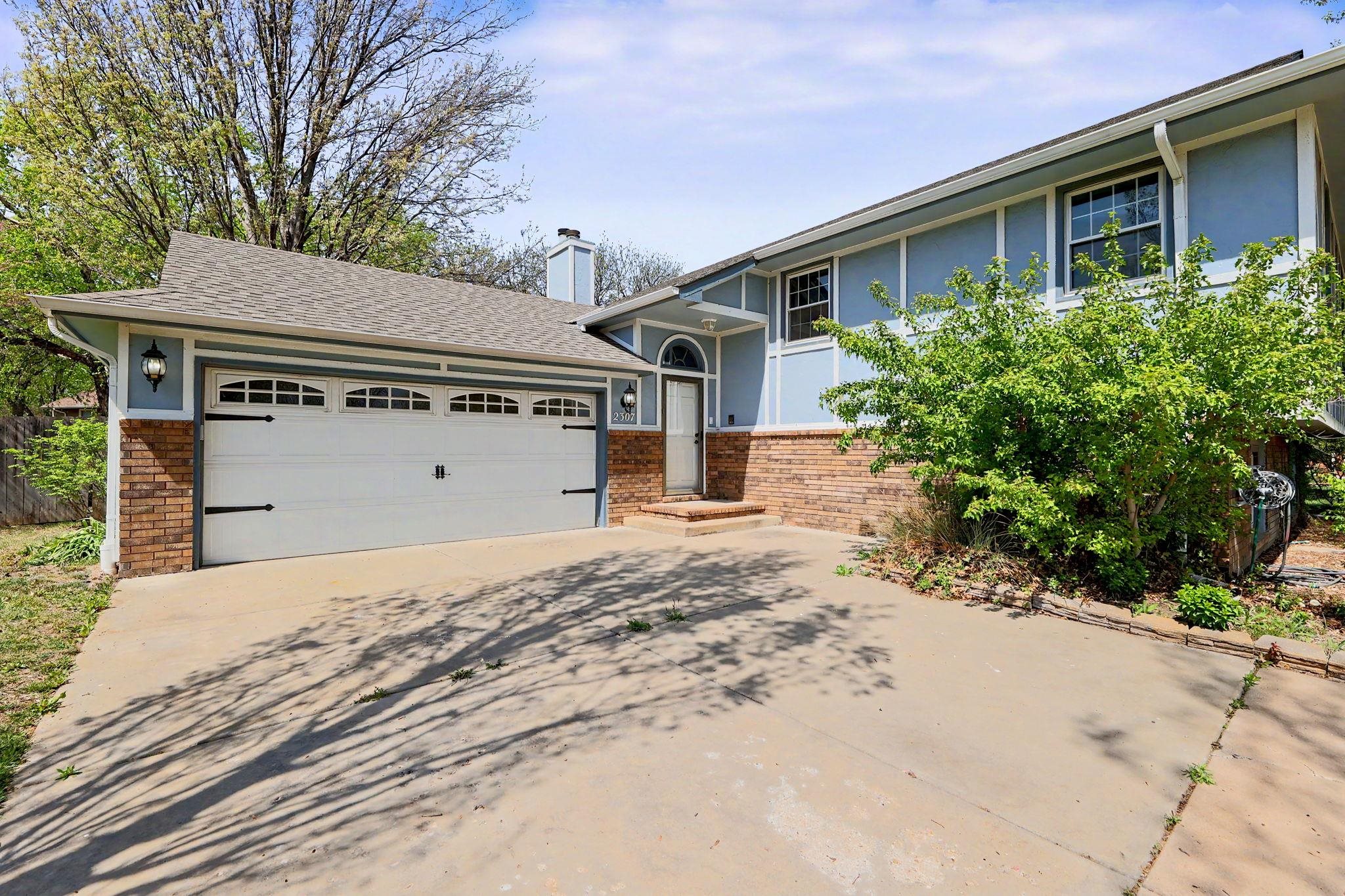 2307 N Forest Park Derby KS 67037