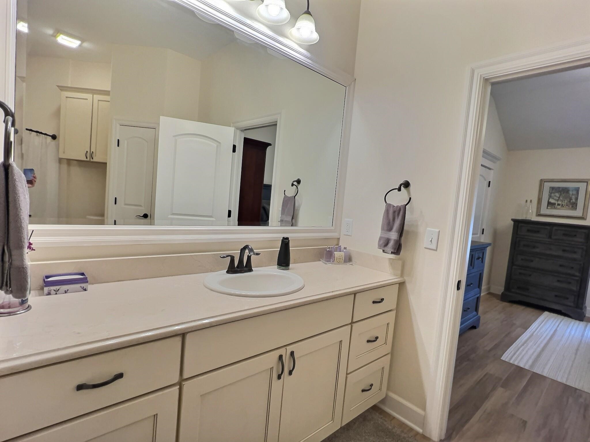 5095 N Remington Street Bel Aire KS 67226