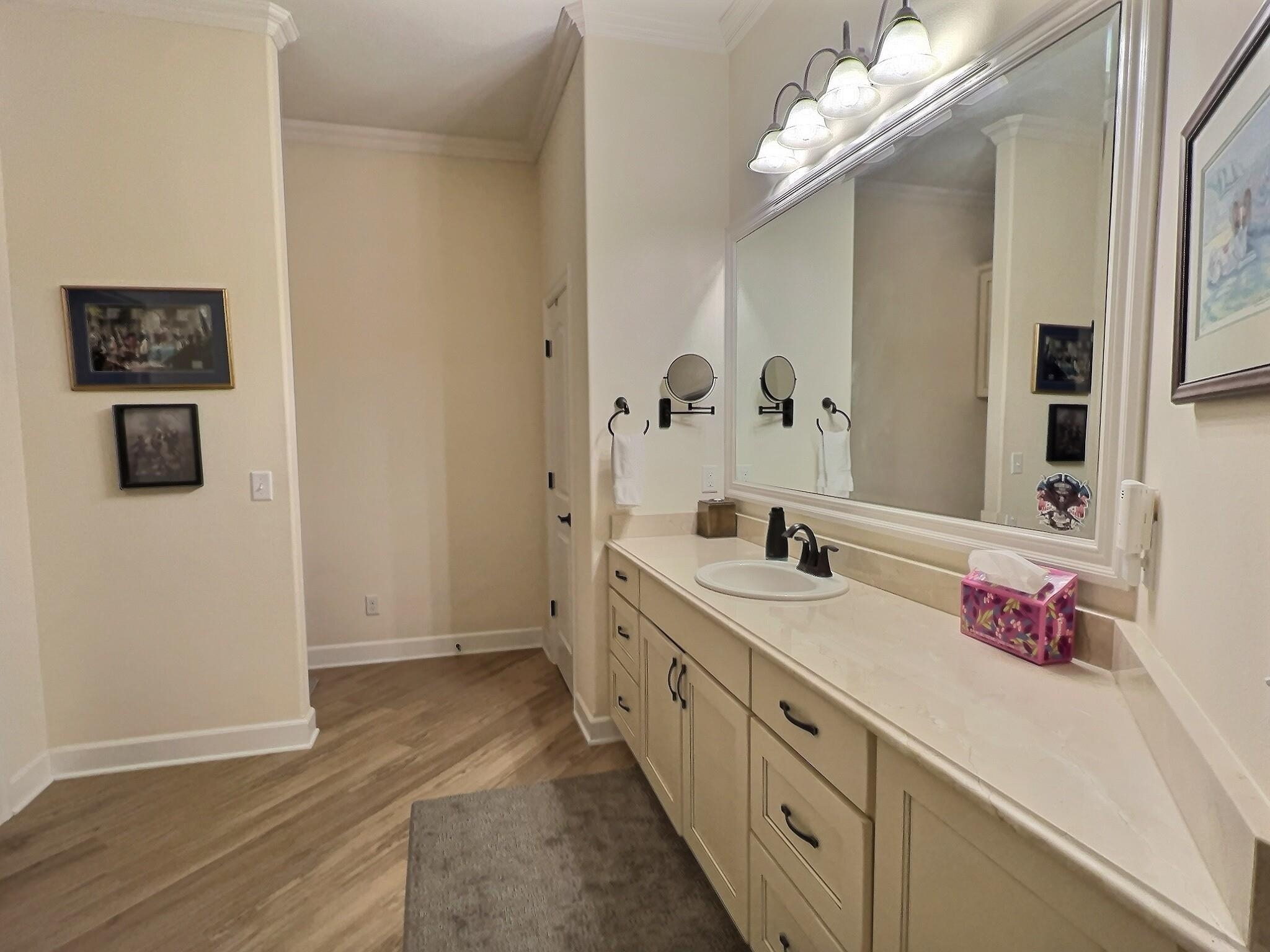 5095 N Remington Street Bel Aire KS 67226