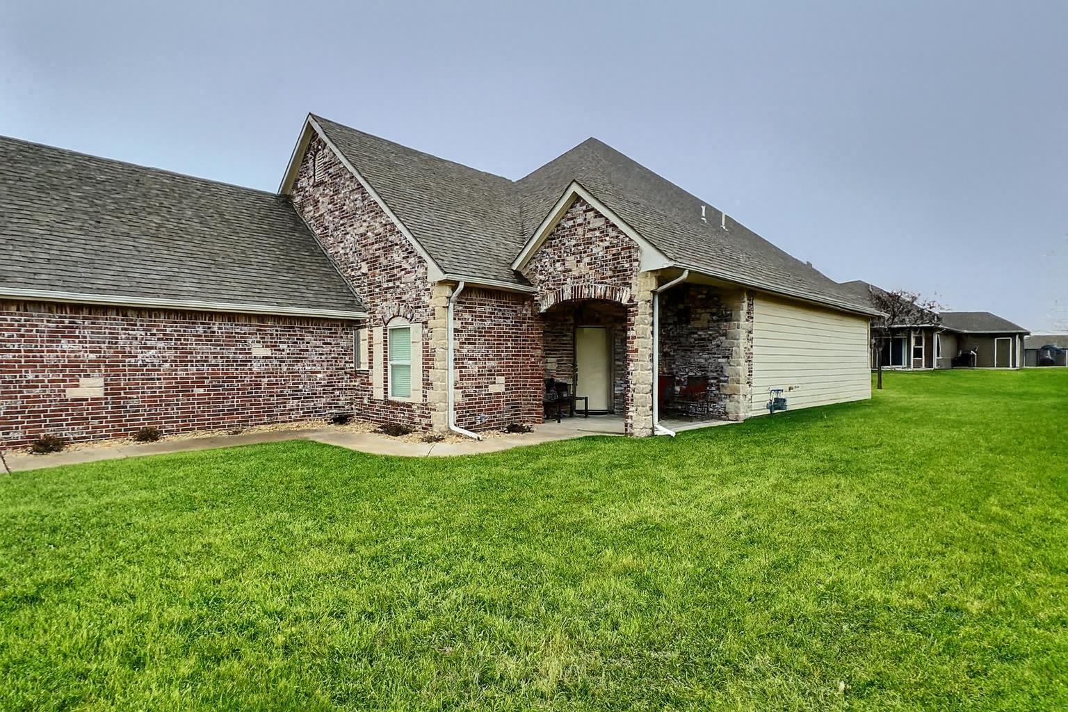 5095 N Remington Street Bel Aire KS 67226