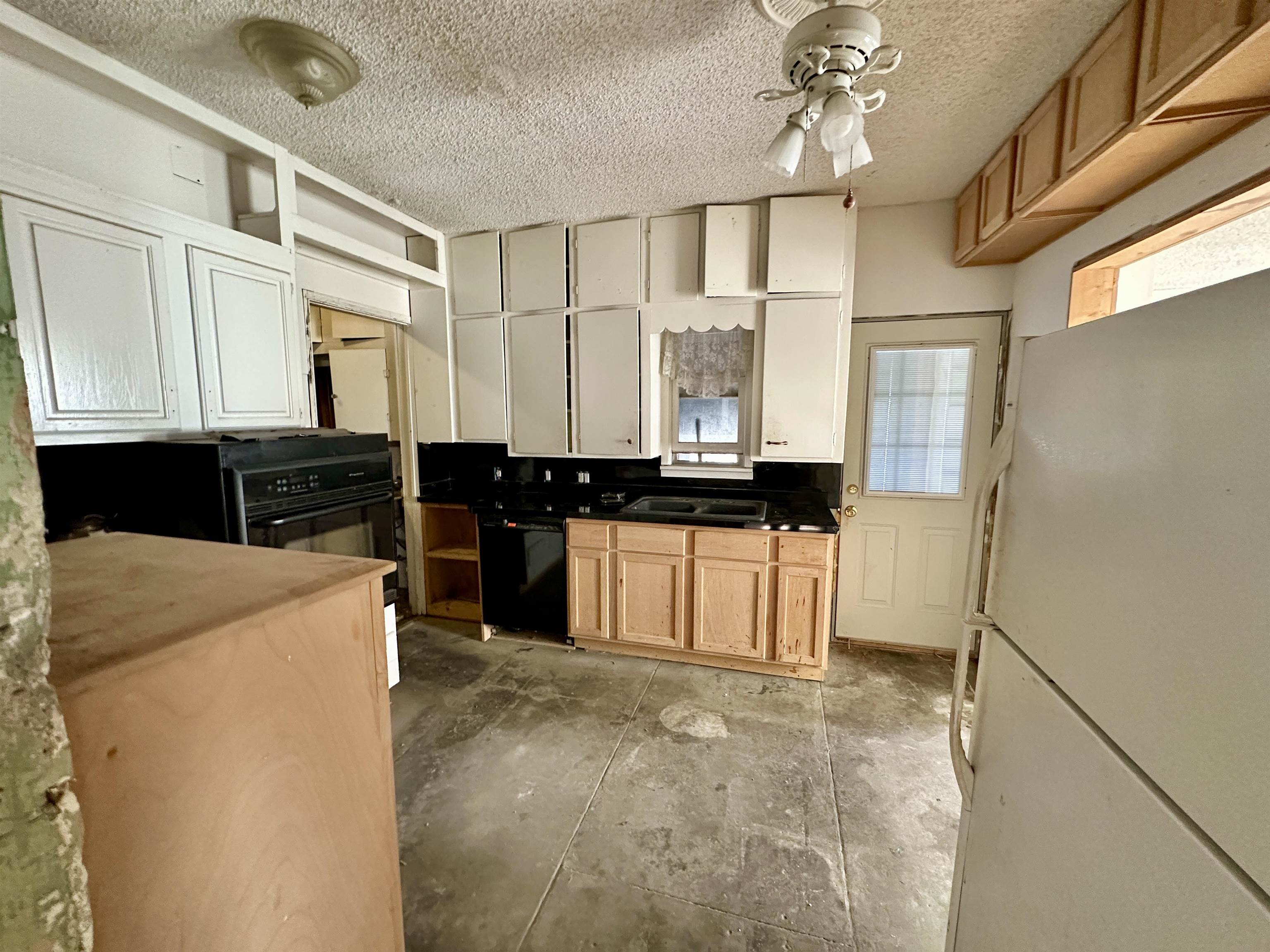 206 S Osage Wichita KS 67213