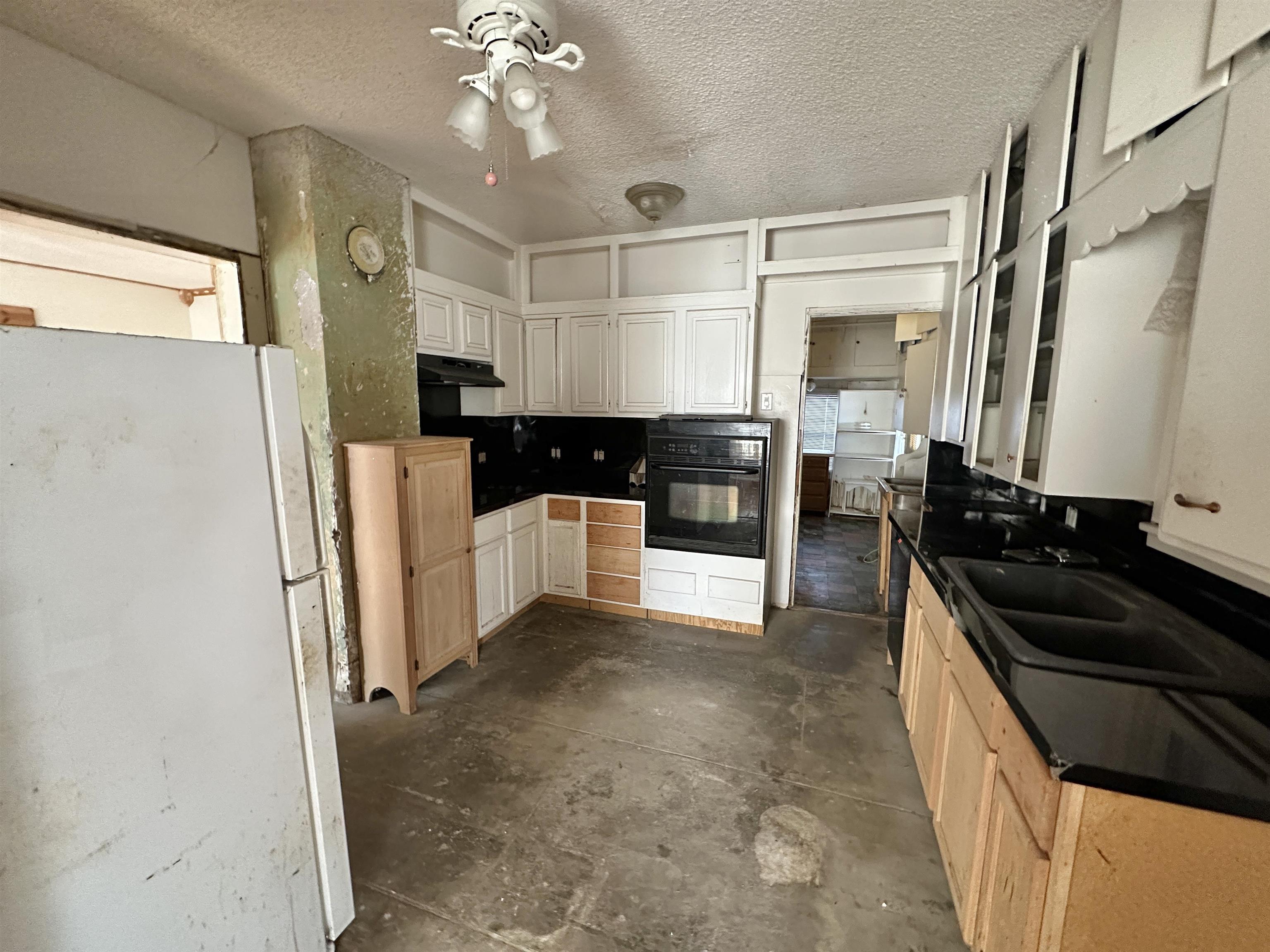 206 S Osage Wichita KS 67213