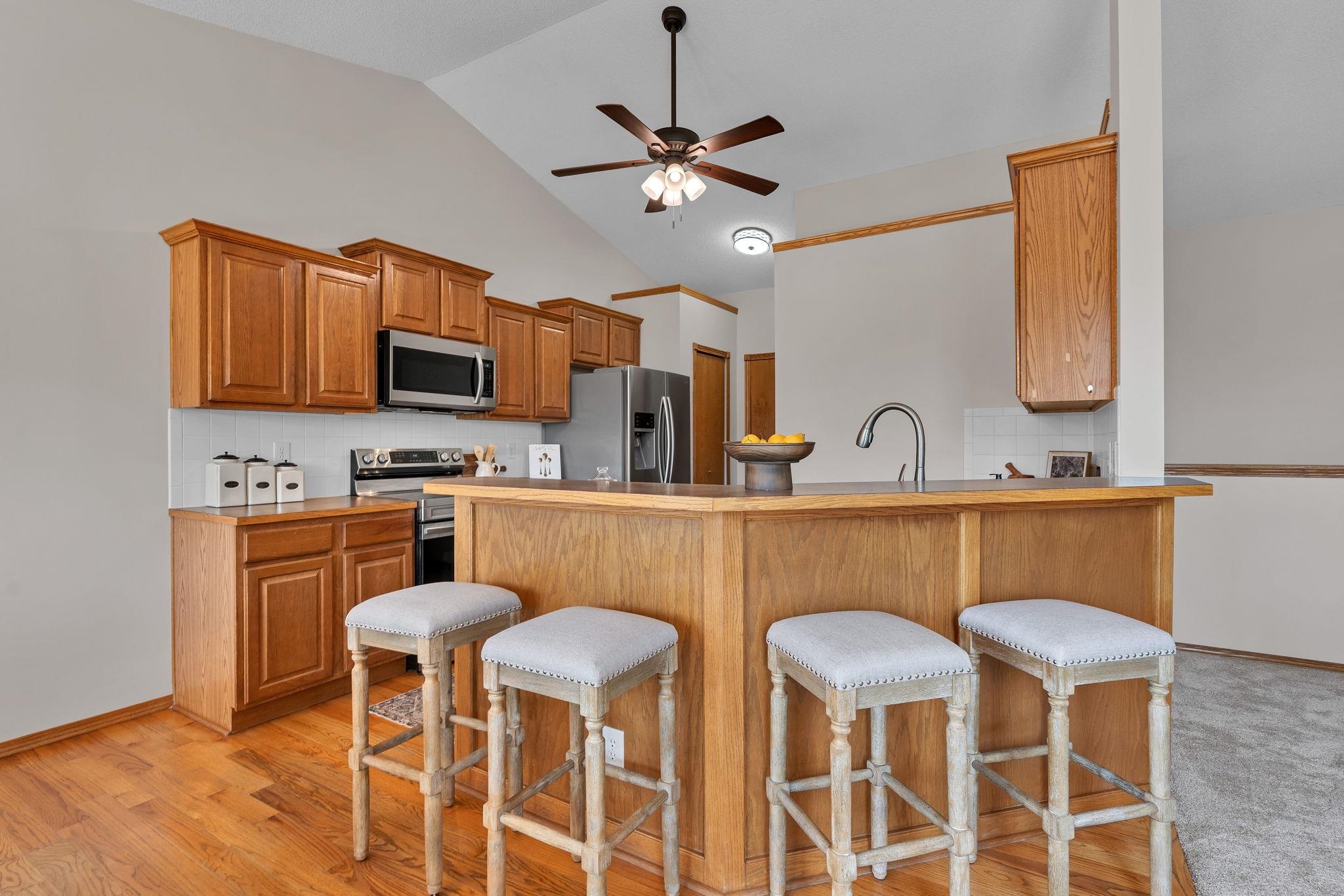 3225 S Bluelake Court Wichita KS 67215-1022