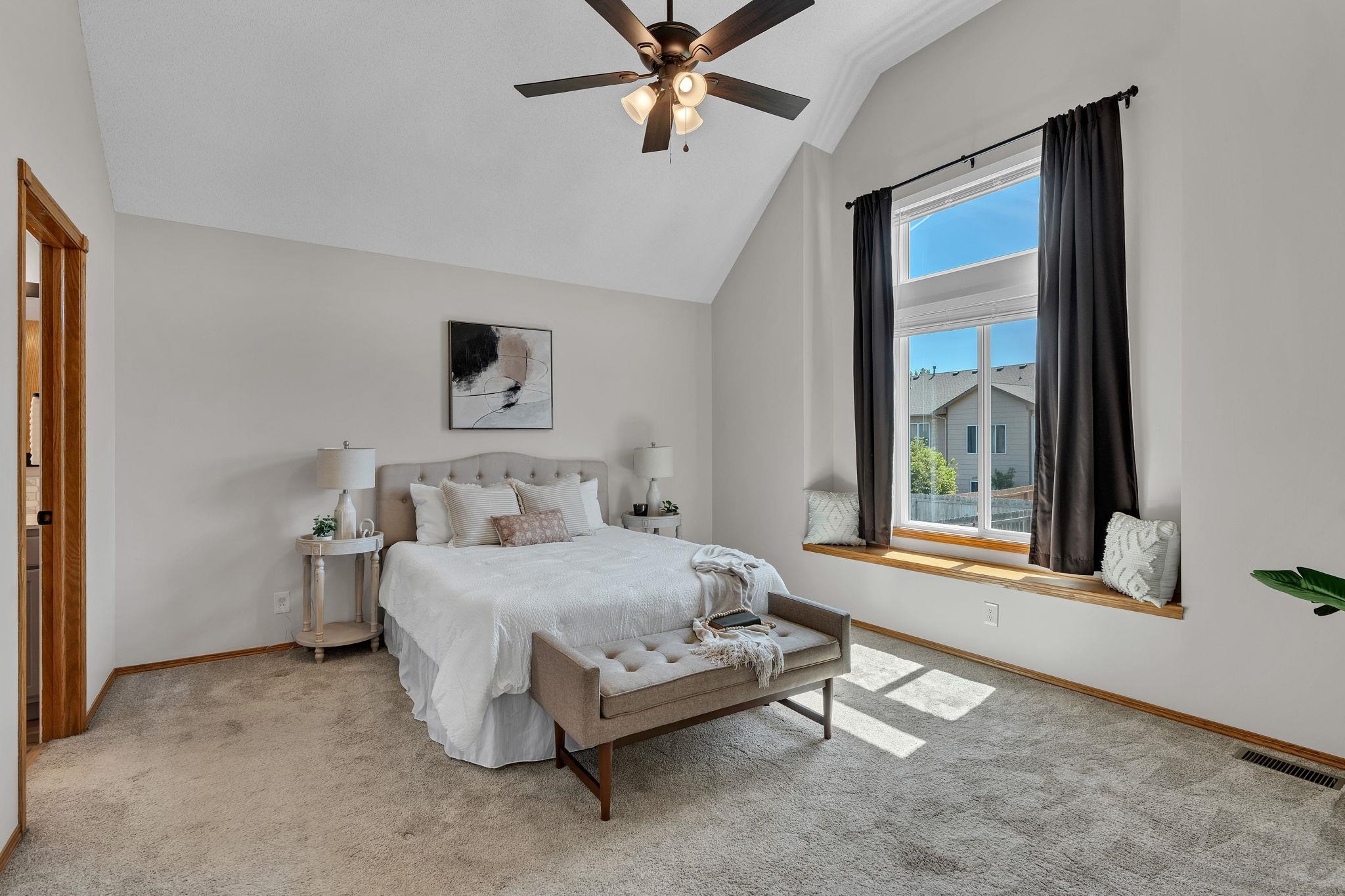 3225 S Bluelake Court Wichita KS 67215-1022