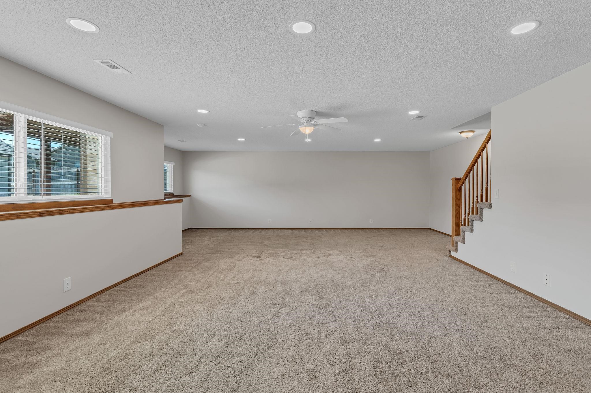 3225 S Bluelake Court Wichita KS 67215-1022