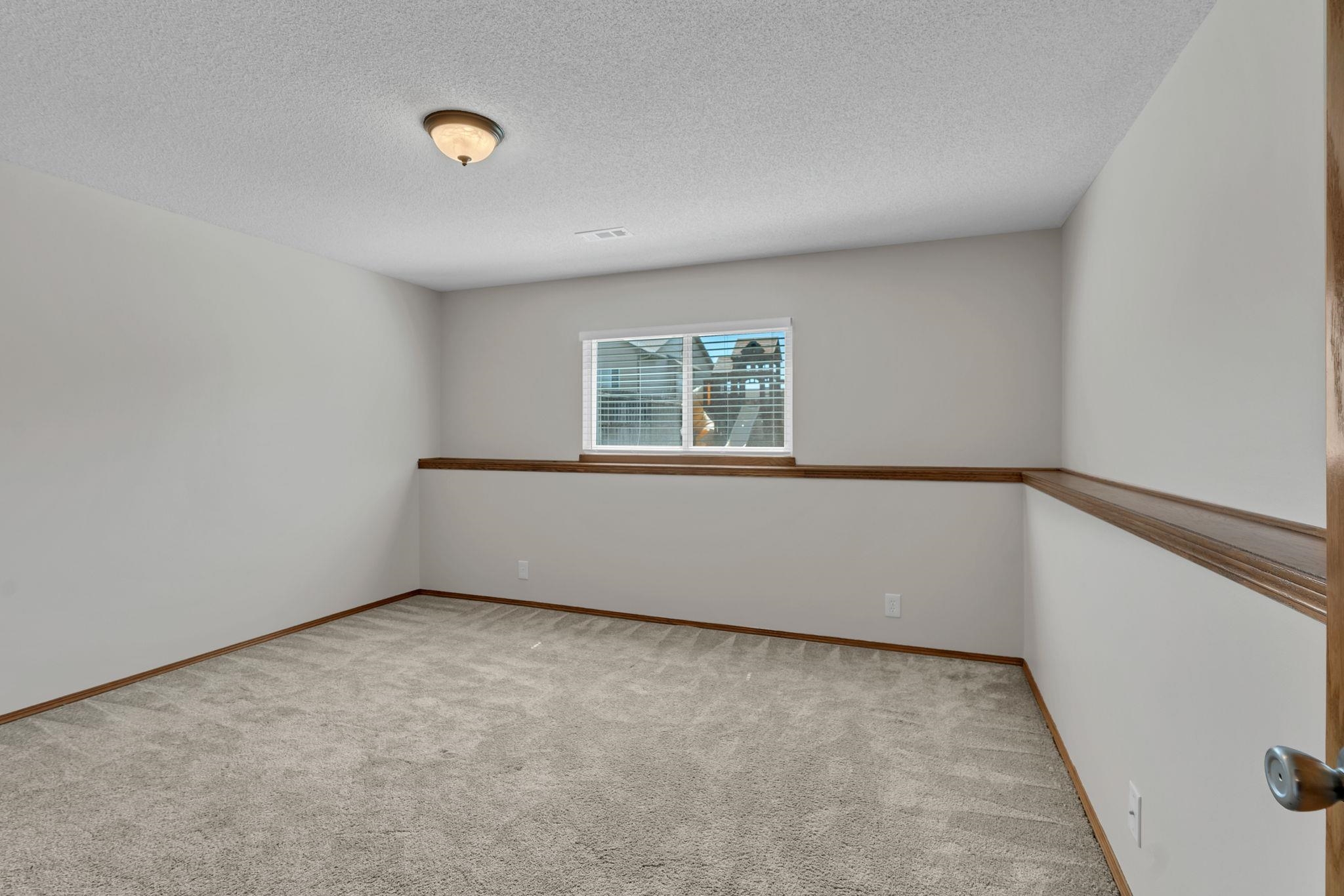 3225 S Bluelake Court Wichita KS 67215-1022