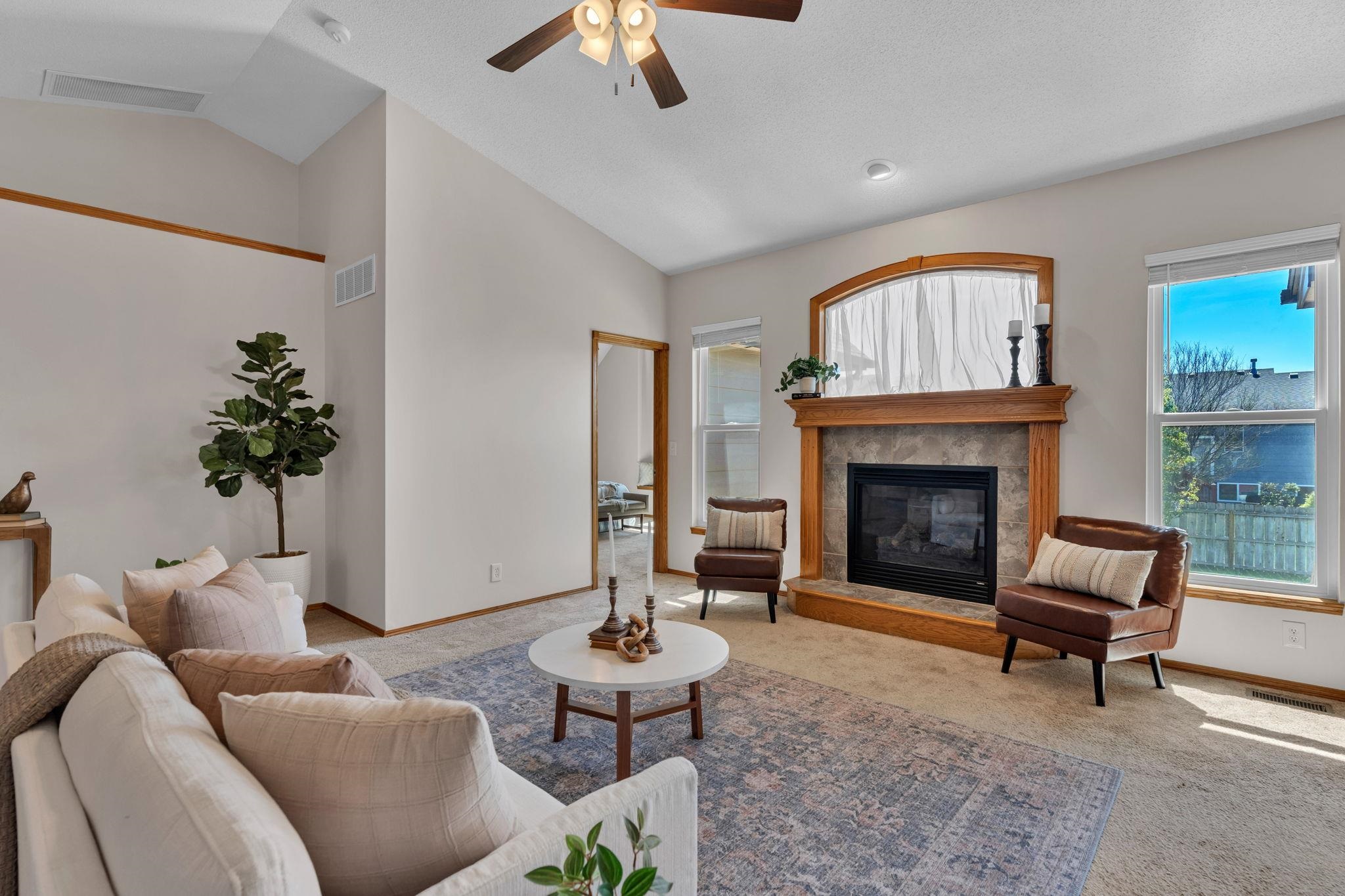 3225 S Bluelake Court Wichita KS 67215-1022