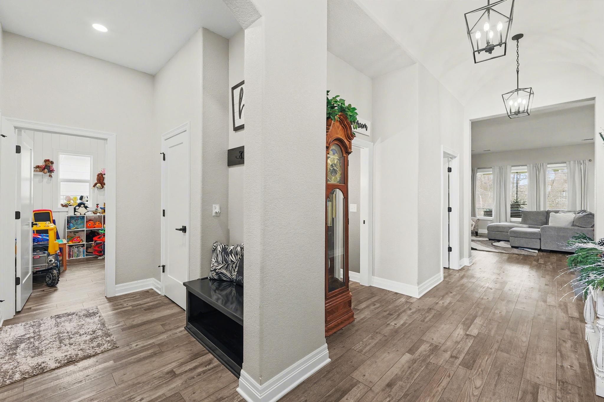 6237 E Central Park Court Bel Aire KS 67220