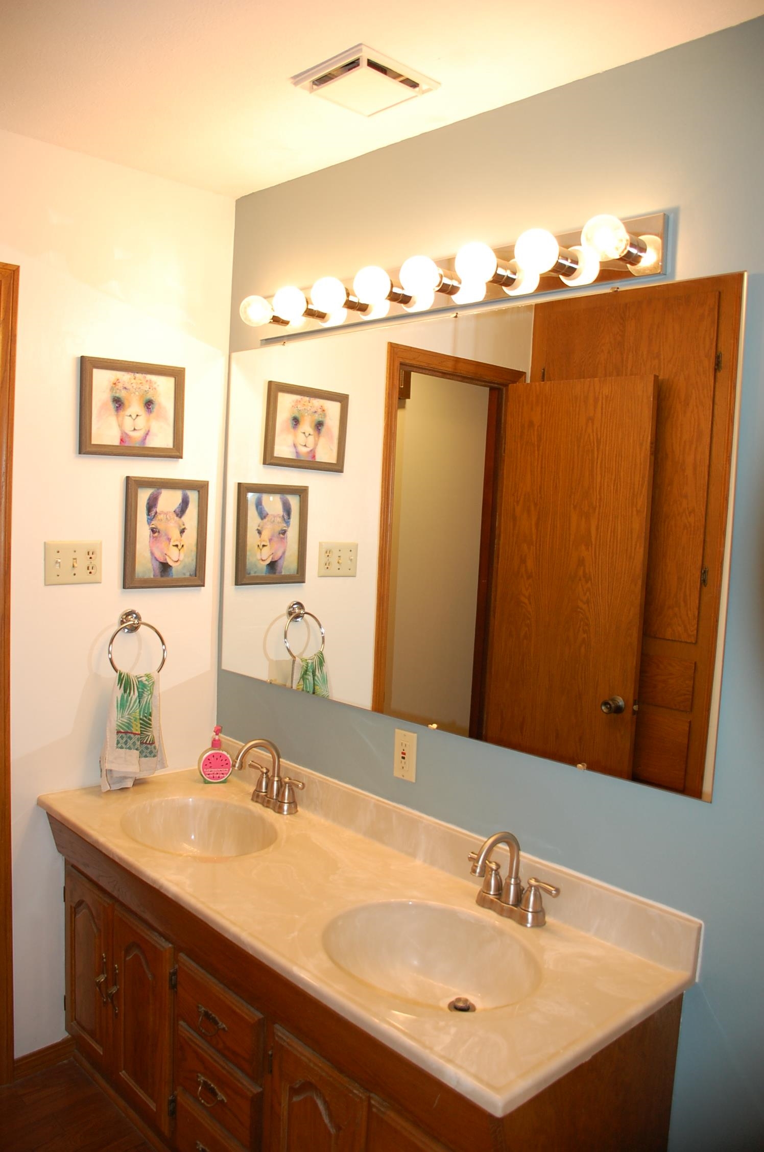 1926 N Gordon Wichita KS 67203