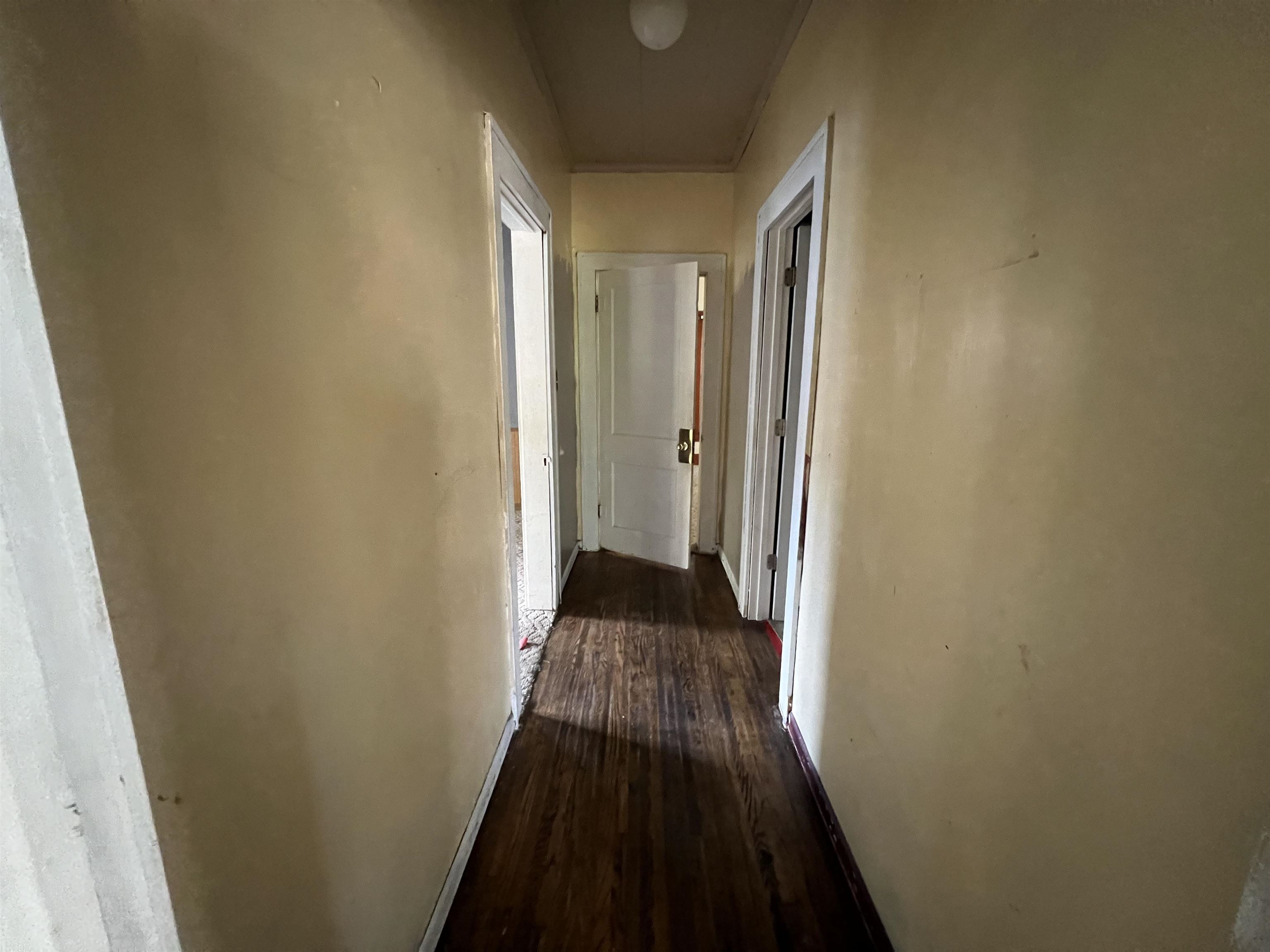 1204 E 11th Avenue Winfield KS 67156