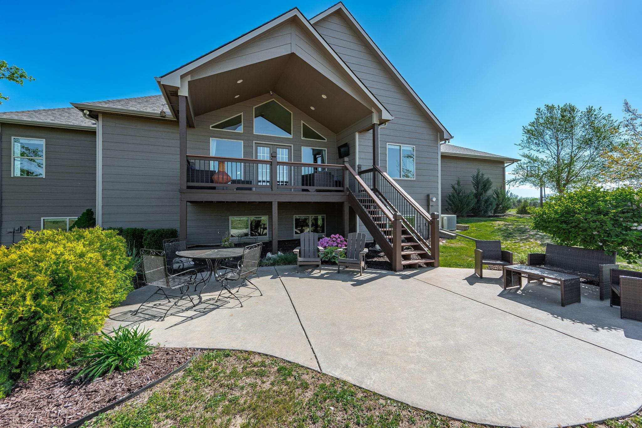 30100 W Deerwood Circle Garden Plain KS 67050