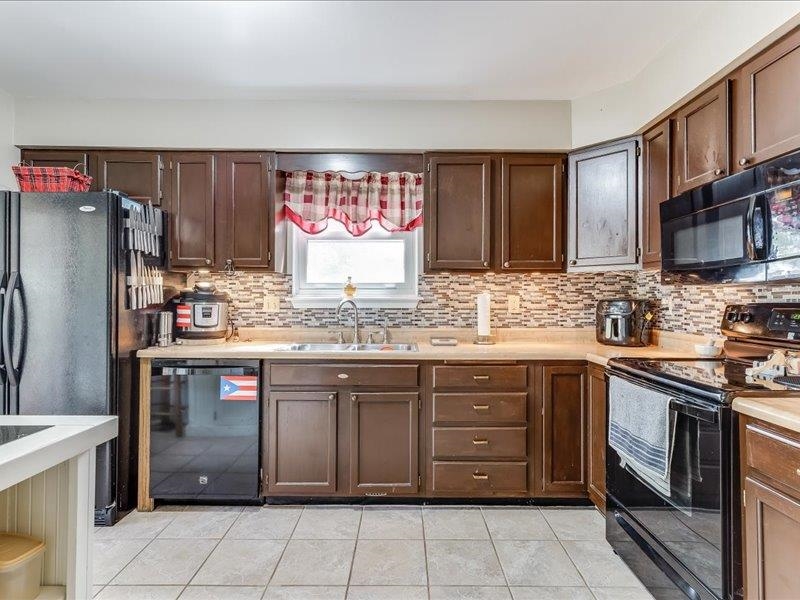 5504 W Edminster Street Wichita KS 67212