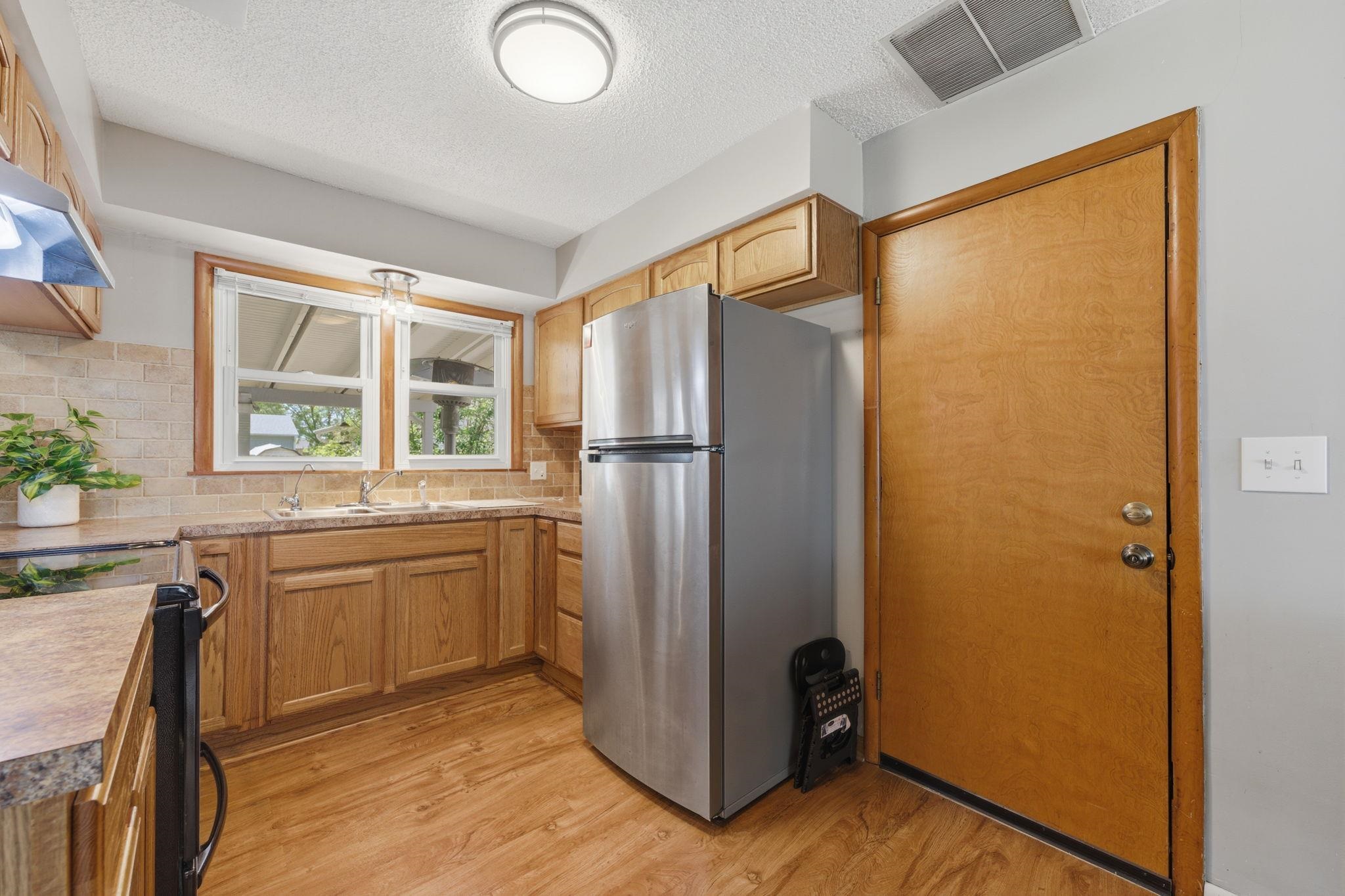 343 N Acadia Wichita KS 67212