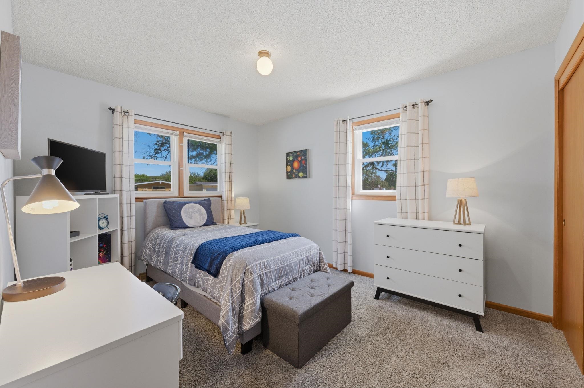 343 N Acadia Wichita KS 67212