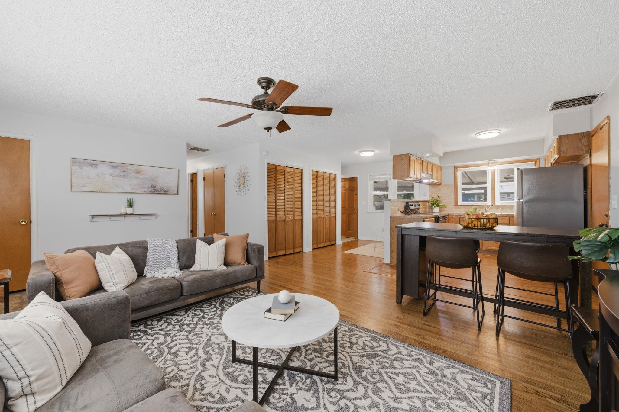 343 N Acadia Wichita KS 67212