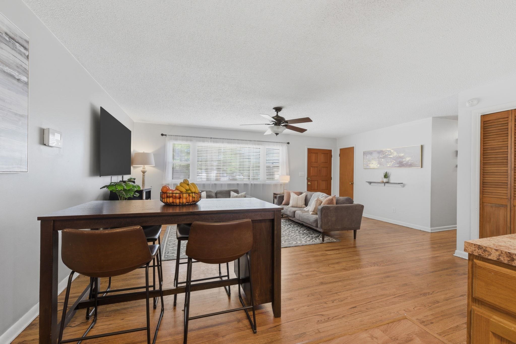 343 N Acadia Wichita KS 67212