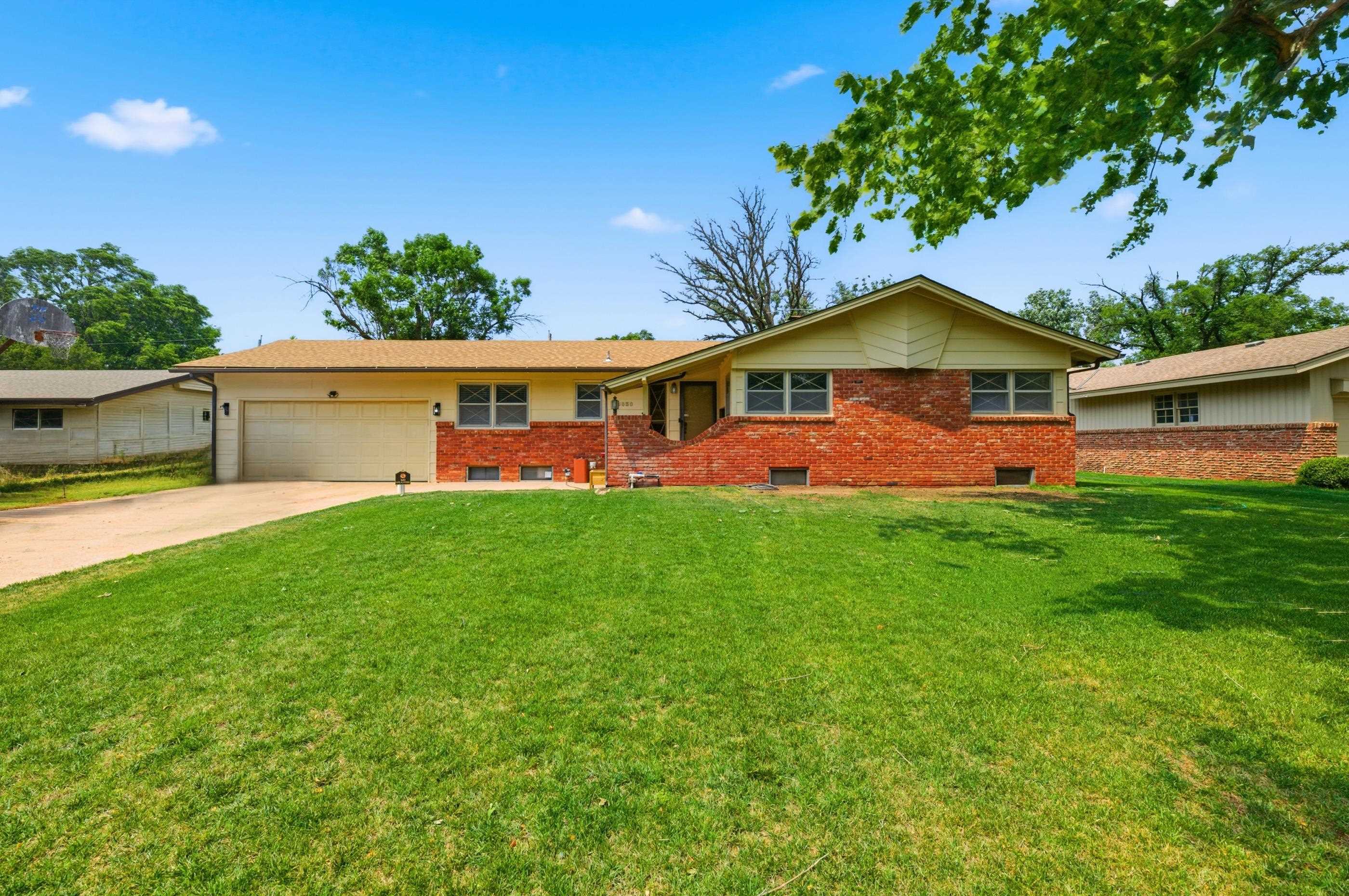 9830 W Hardtner Avenue Wichita KS 67212