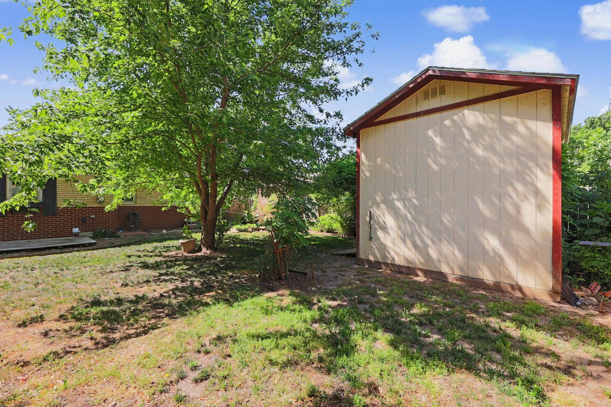 427 Ivah Haysville KS 67060