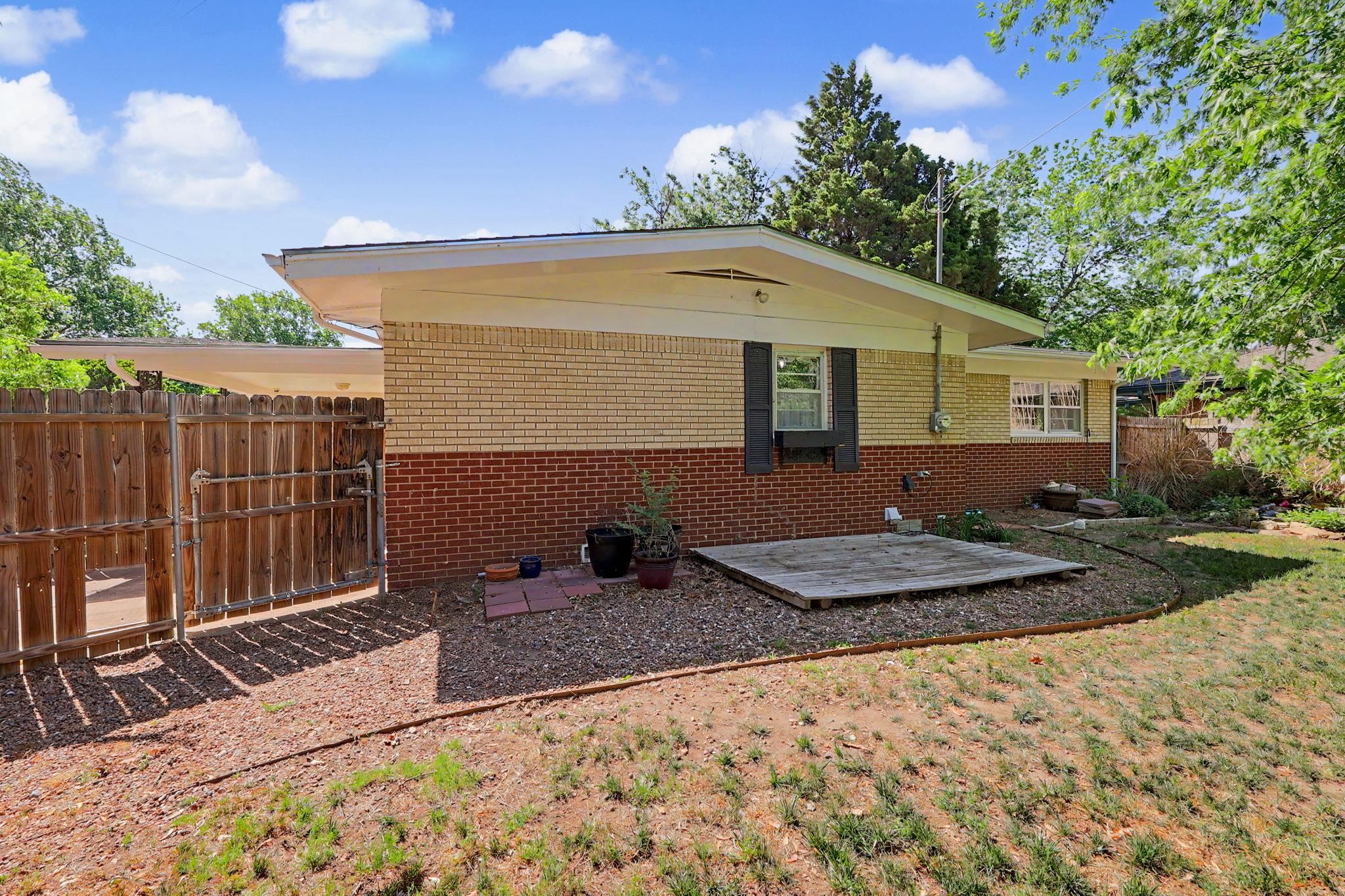 427 Ivah Haysville KS 67060