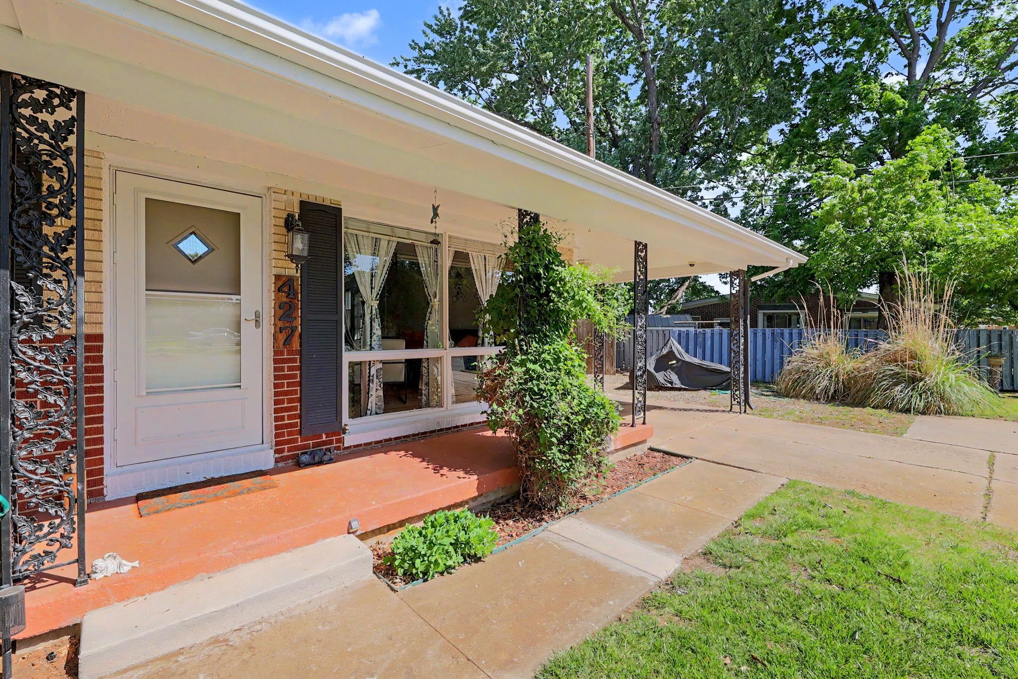 427 Ivah Haysville KS 67060