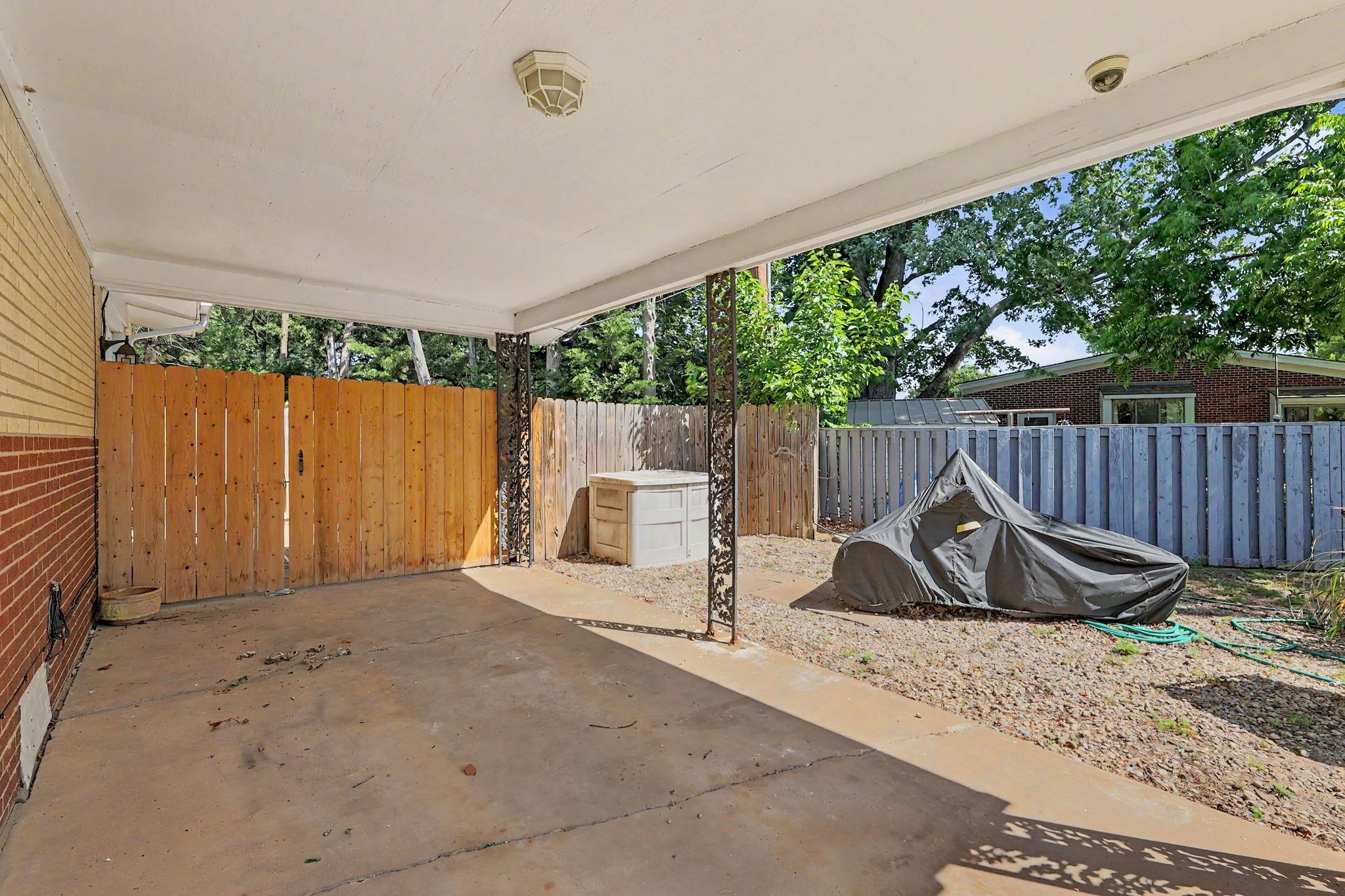 427 Ivah Haysville KS 67060
