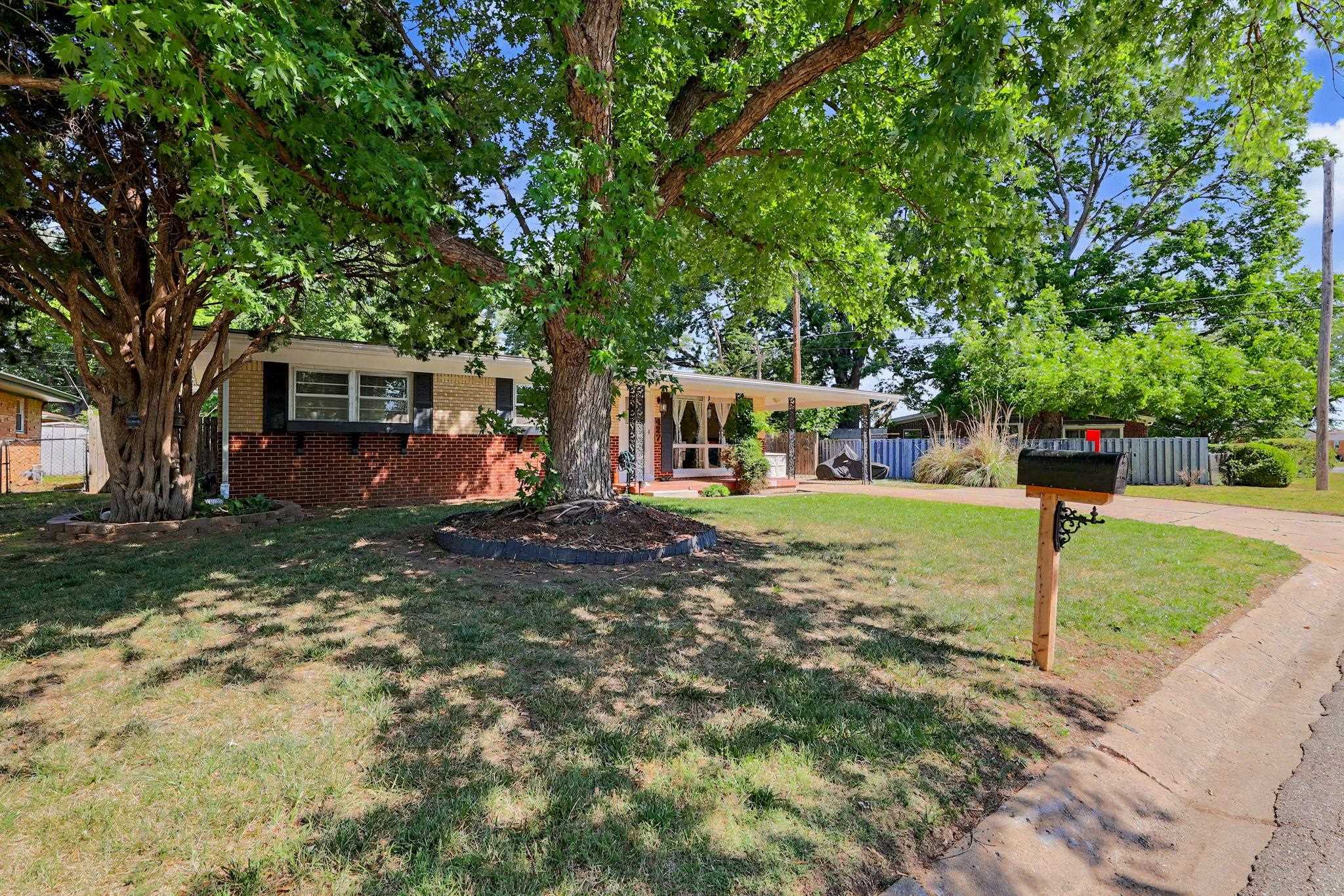 427 Ivah Haysville KS 67060