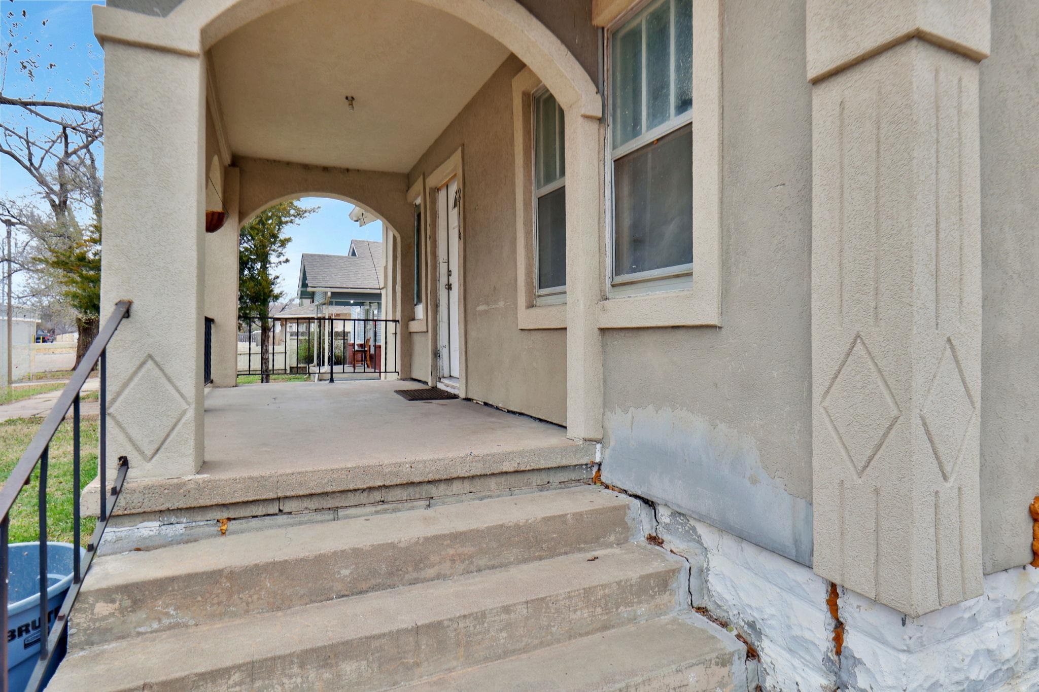 2116 N Fairview Avenue Wichita KS 67203