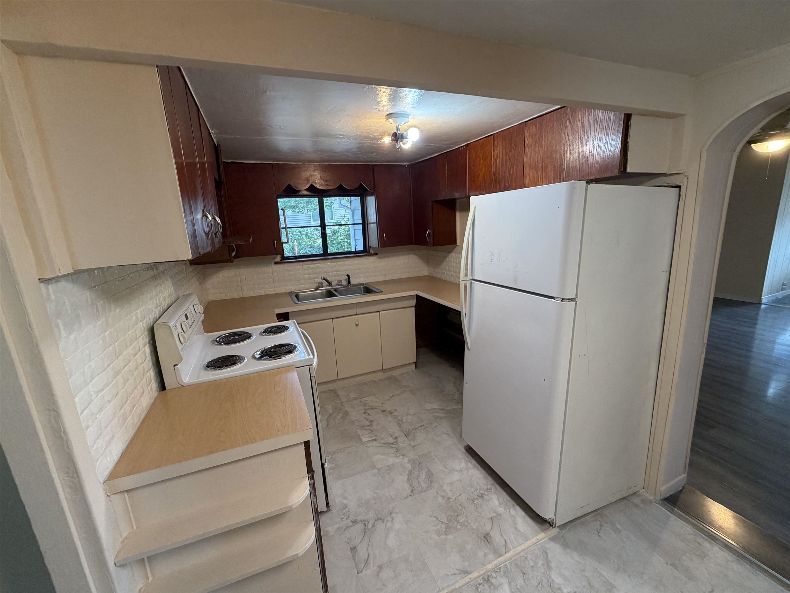 621 Alexander Winfield KS 67156