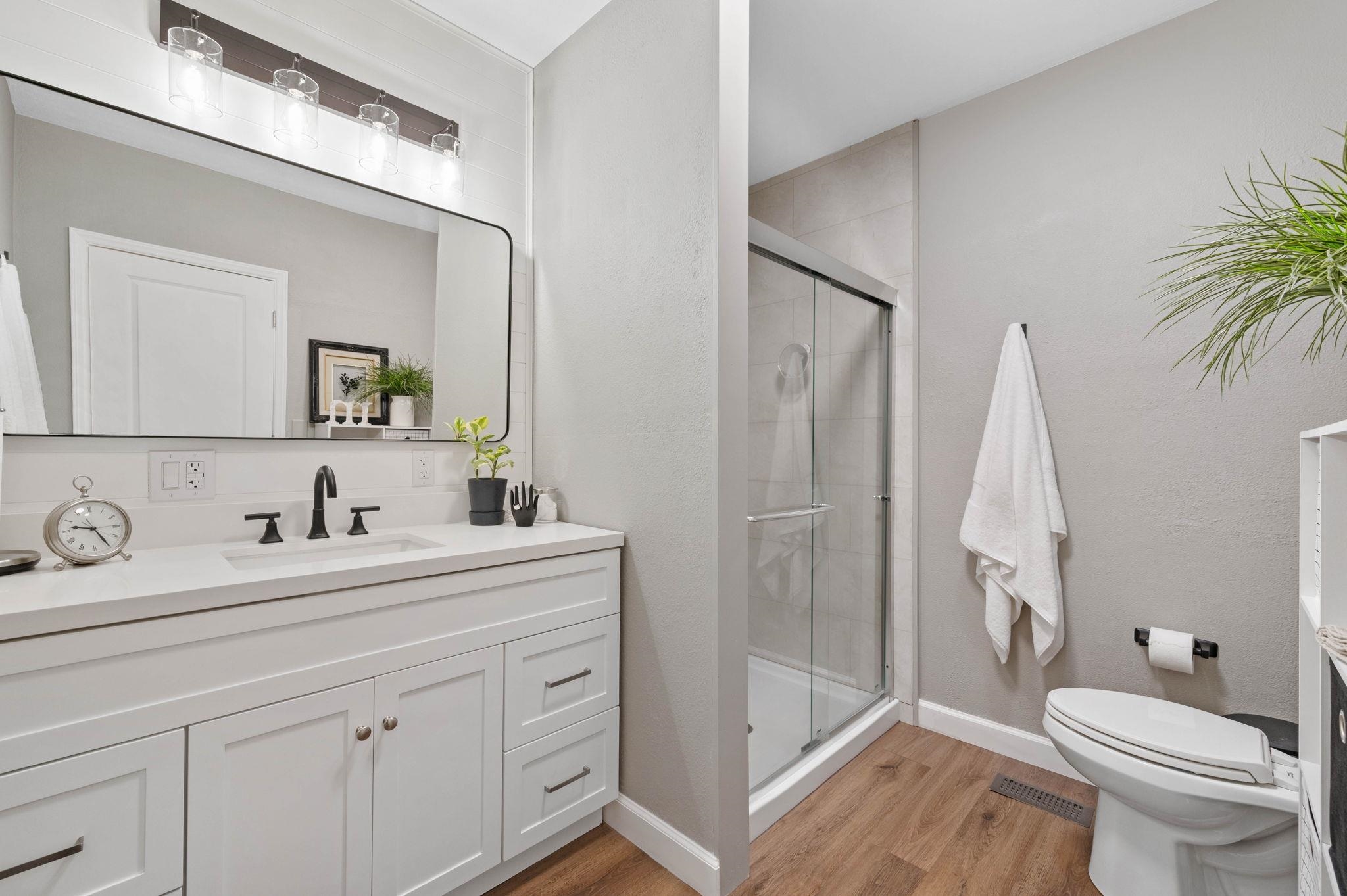 208 N Zelta Wichita KS 67206